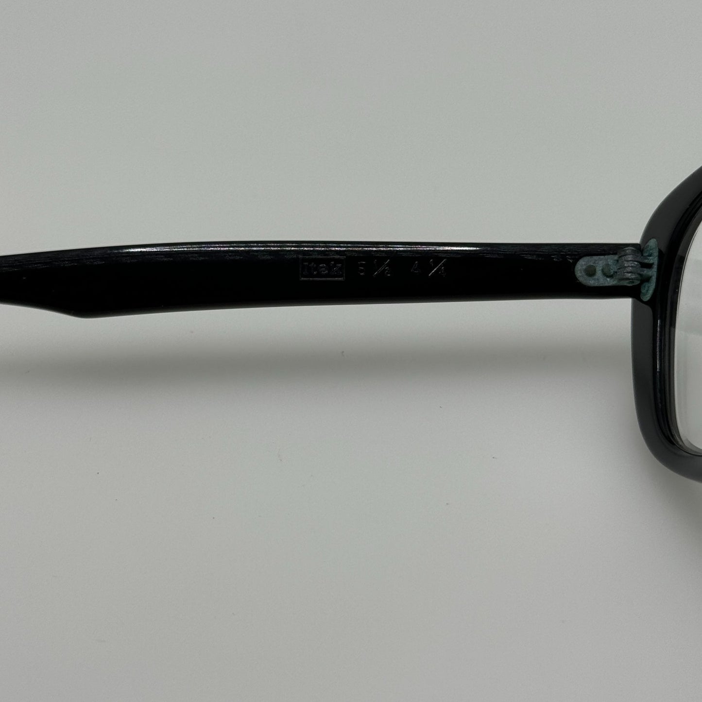 Itek Eyeglasses Eye Glasses Frames 5 1/2 4 1/4 Vintage Black 46-18
