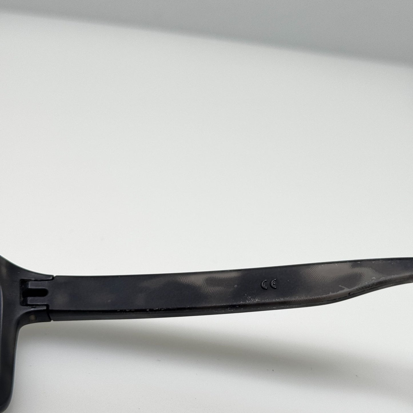 Oakley Sunglasses OO9102-G755 Holbrook Polarized 57-18-137