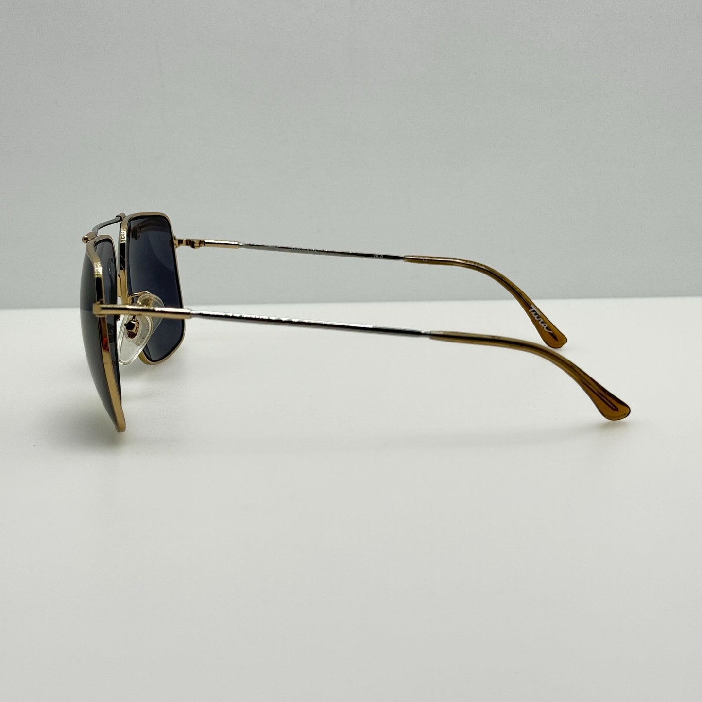 Tura Sunglasses 870 GLD Japan Vintage Retro 58-18-143