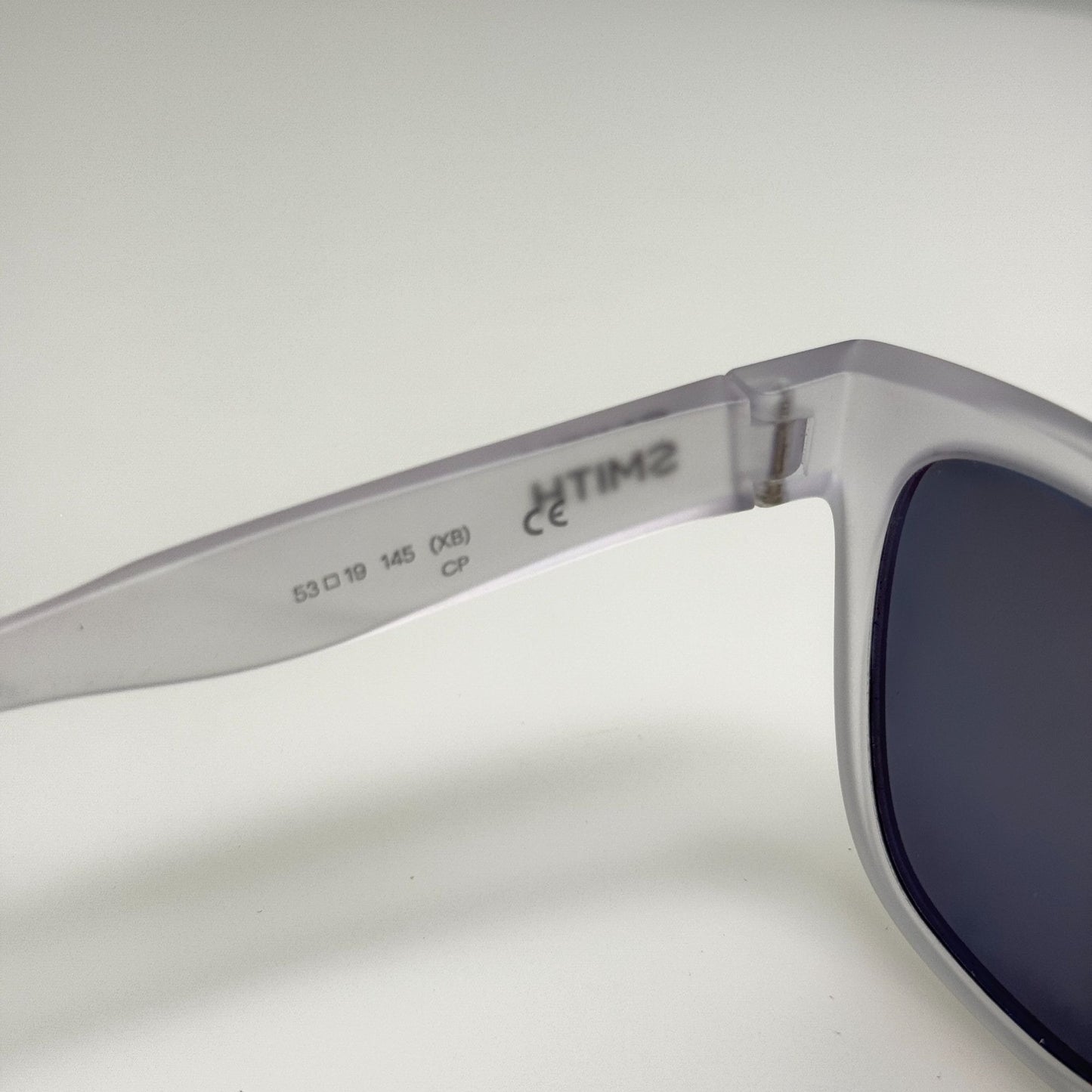 Smith Sunglasses Casper Matte Crystal 53-19-149