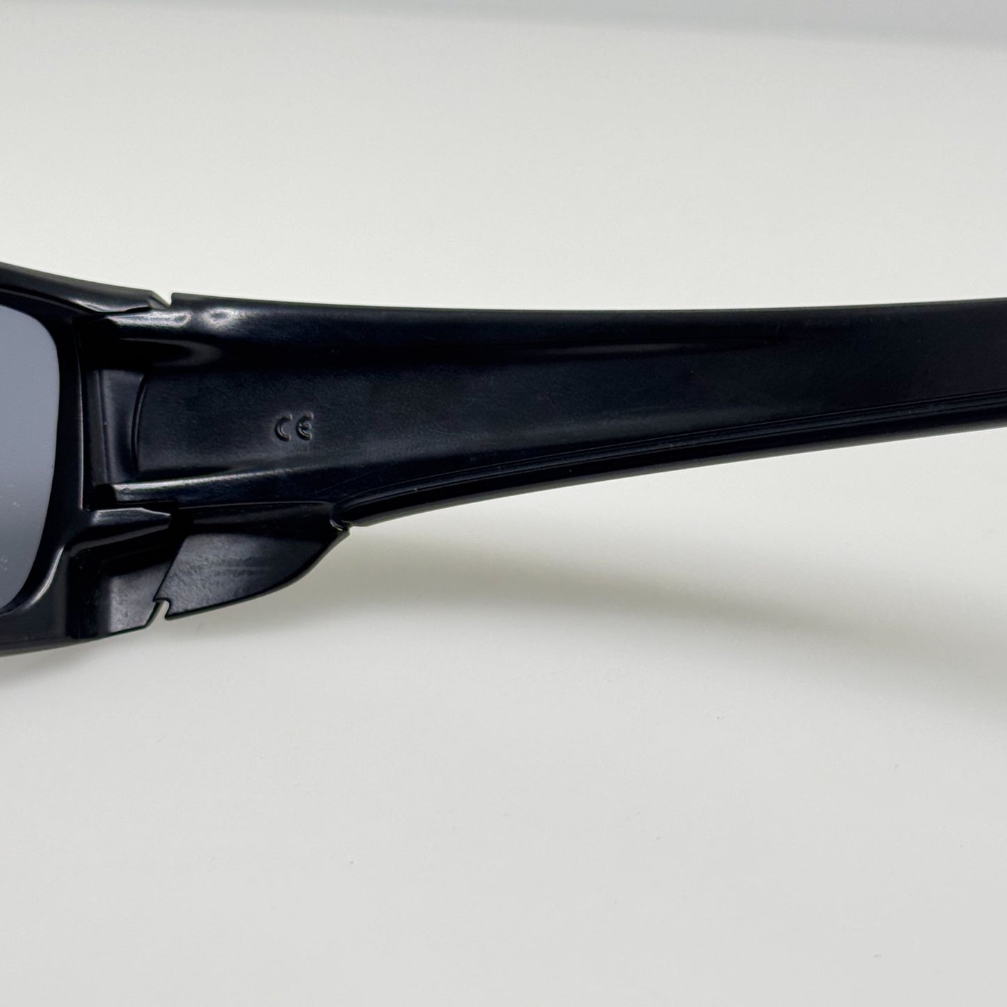 Oakley Sunglasses OO9096-30 Fuel Cell 60-19-130