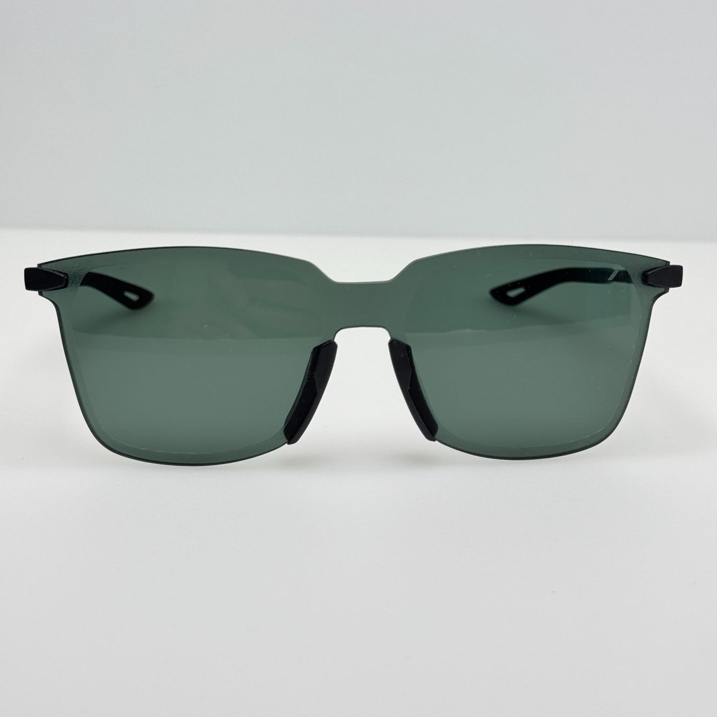 Legere Sunglasses 61041-019-74 D12 Black Italy