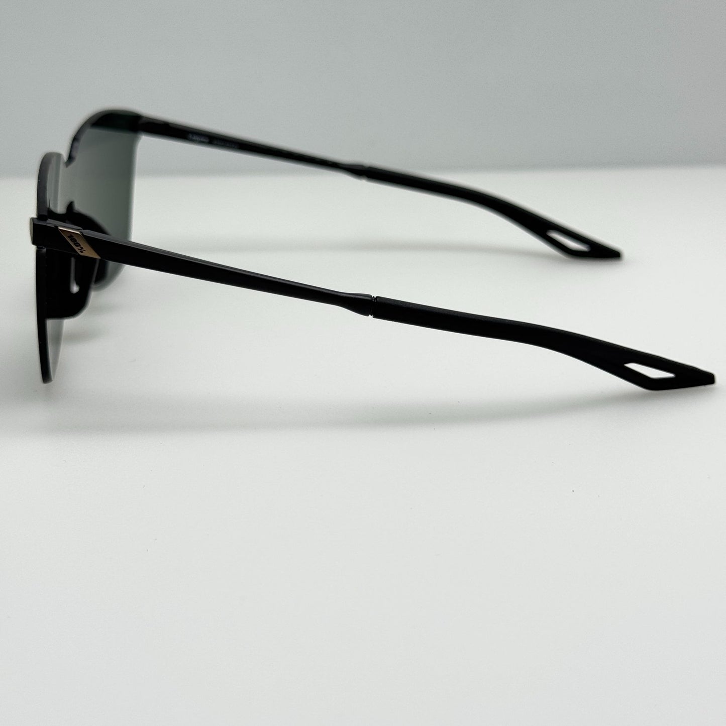 Legere Sunglasses 61041-019-74 D12 Black Italy