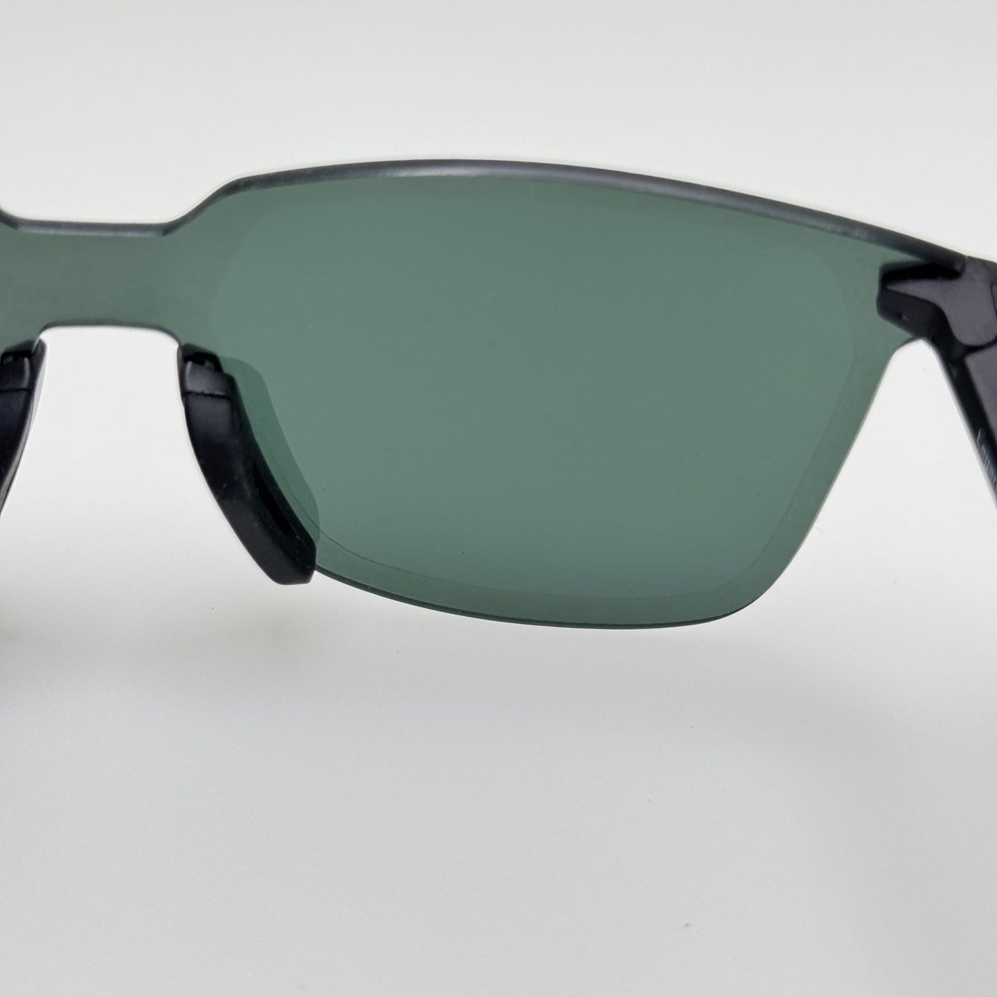 Legere Sunglasses 61041-019-74 D12 Black Italy