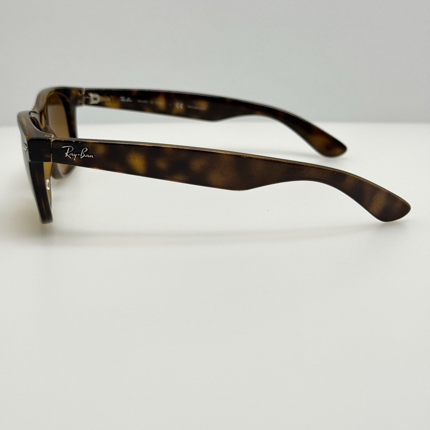 Ray Ban Sunglasses RB 2132 “New Wayfarer” 902/M2 55-18-145 Polarized Read Desc