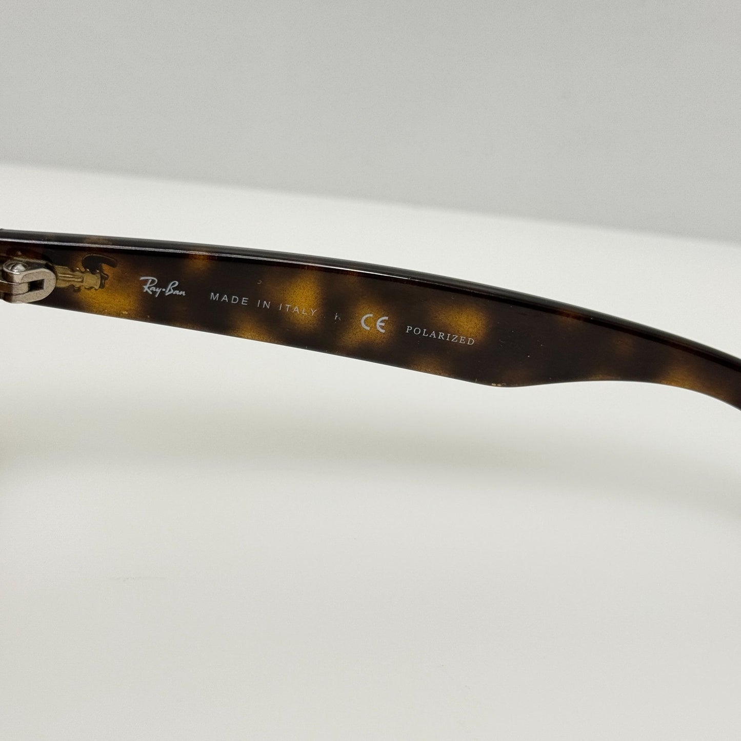 Ray Ban Sunglasses RB 2132 “New Wayfarer” 902/M2 55-18-145 Polarized Read Desc