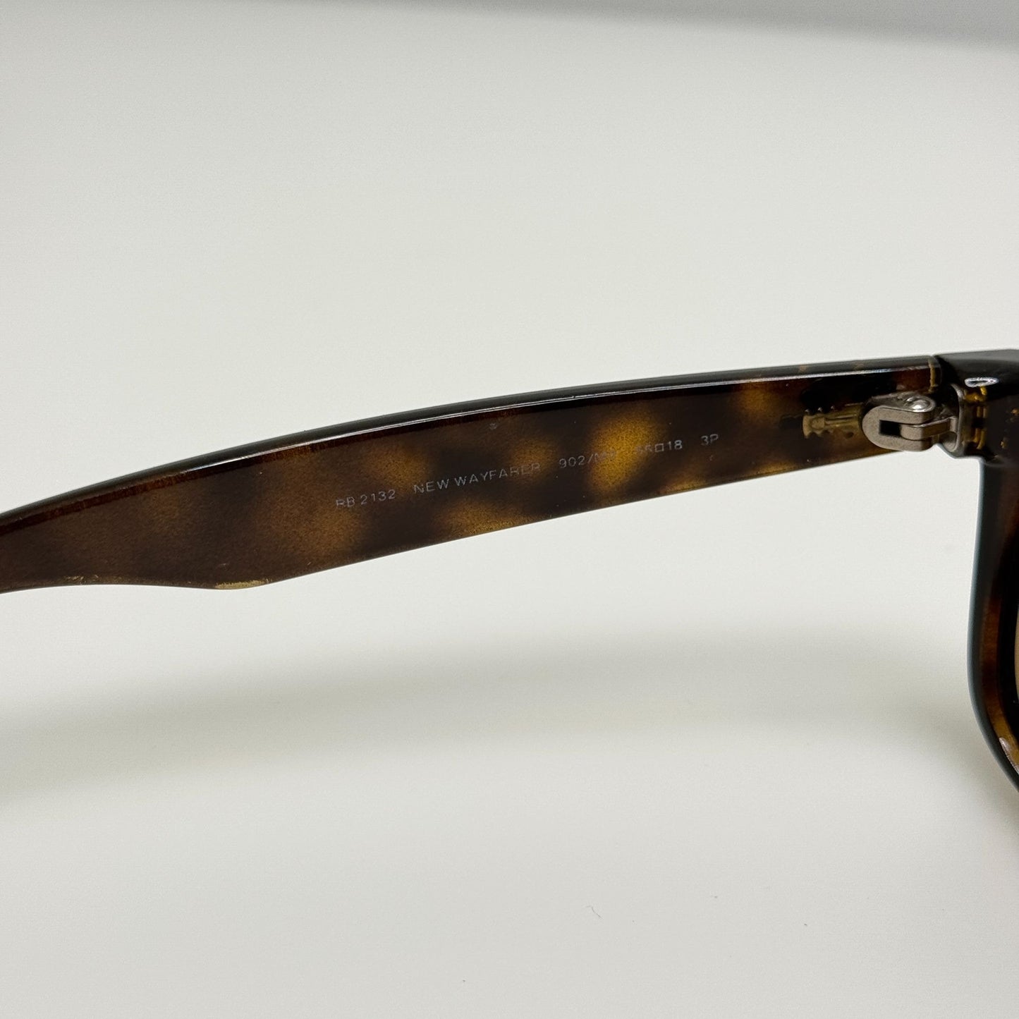 Ray Ban Sunglasses RB 2132 “New Wayfarer” 902/M2 55-18-145 Polarized Read Desc