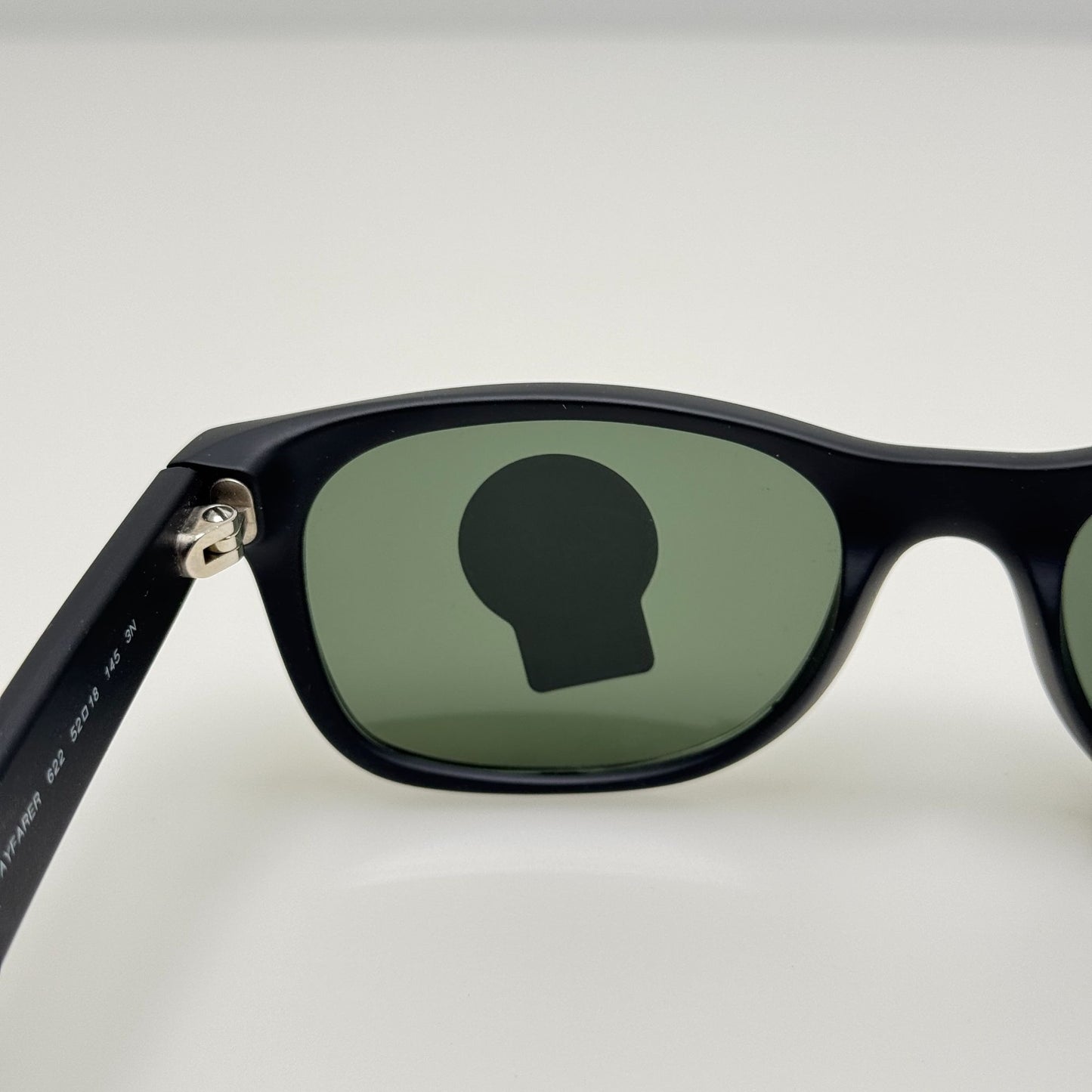 Ray Ban Sunglasses RB 2132 “New Wayfarer” 622 52-18-145 B