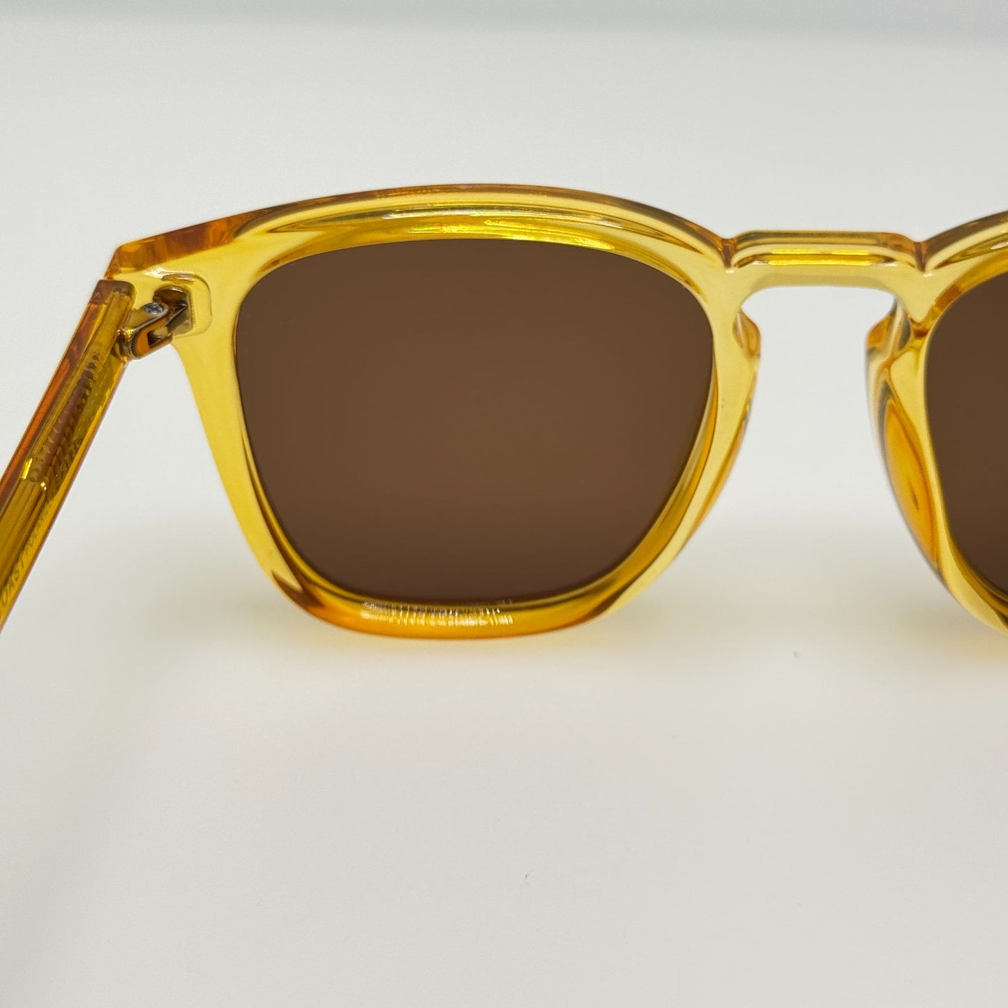 Blenders Sunglasses Amber Coast Polarized