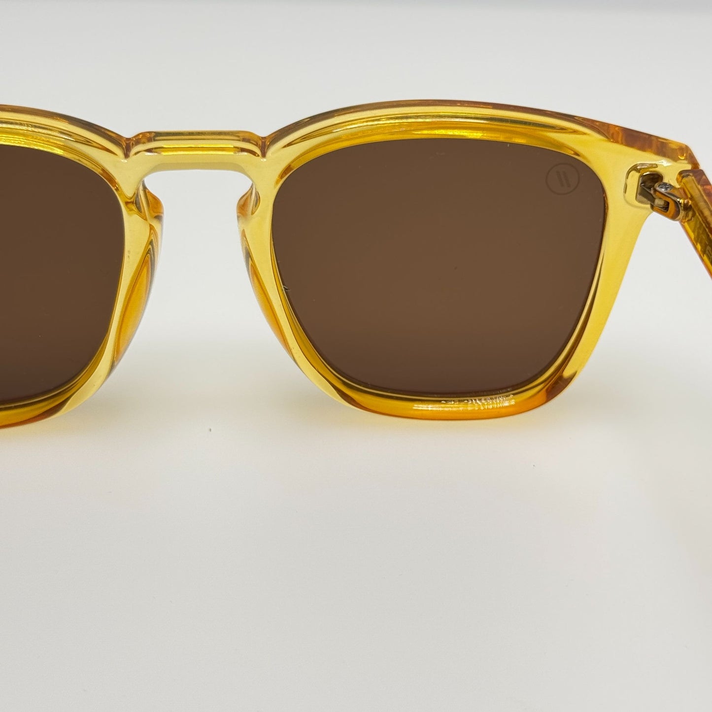 Blenders Sunglasses Amber Coast Polarized
