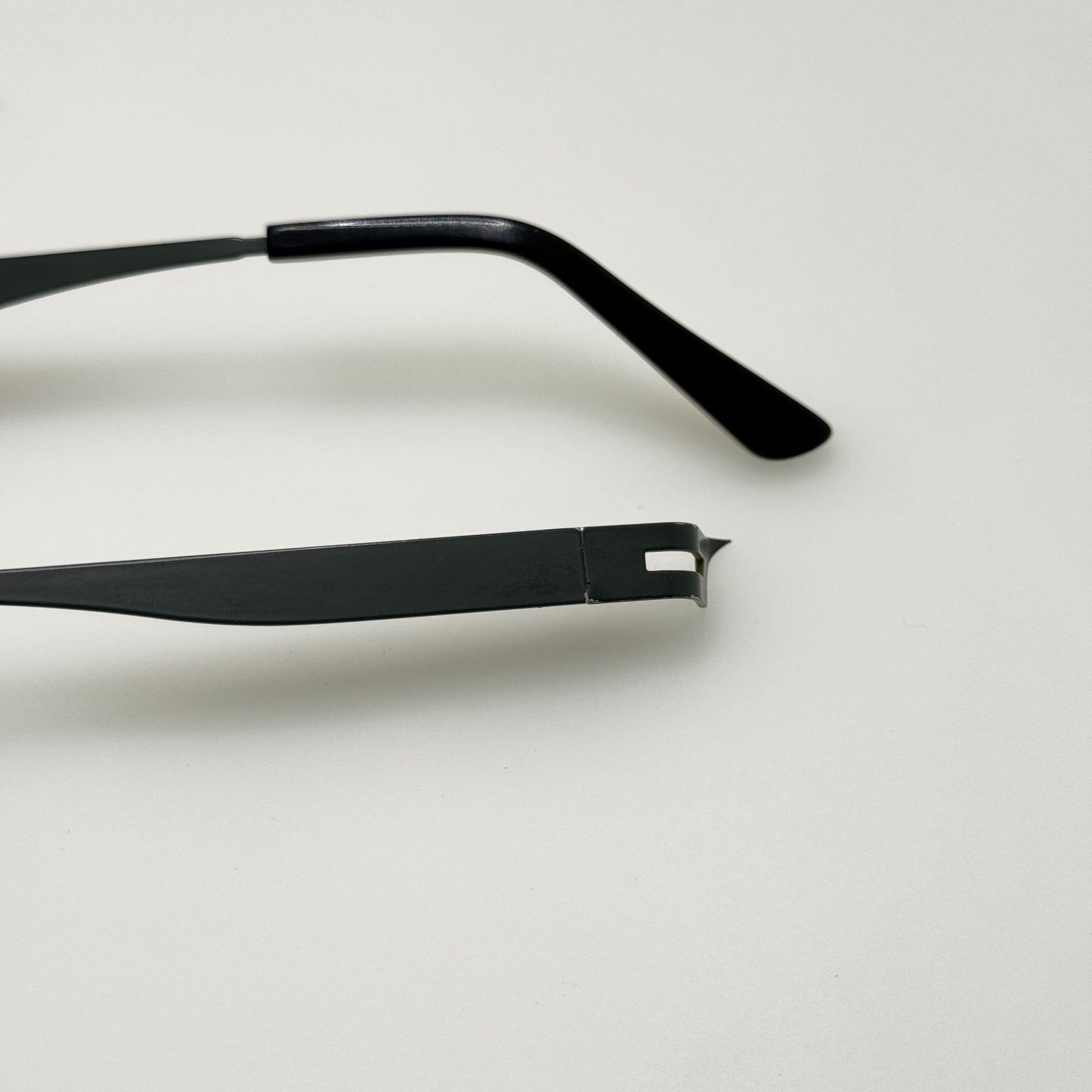 OGI 2219 954 Eyeglasses Eye Glasses 49-18-130 Temple Arms Only PARTS