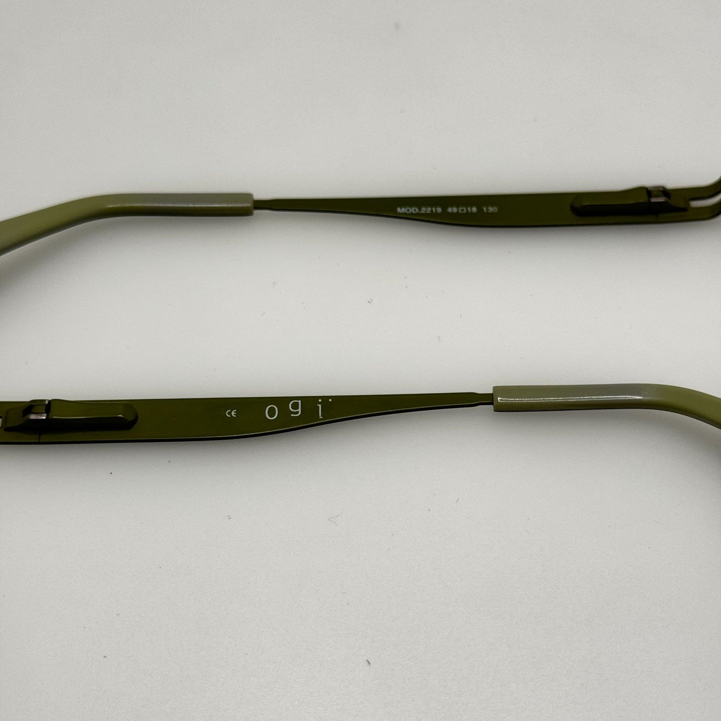 OGI 2219 954 Eyeglasses Eye Glasses 49-18-130 Temple Arms Only PARTS