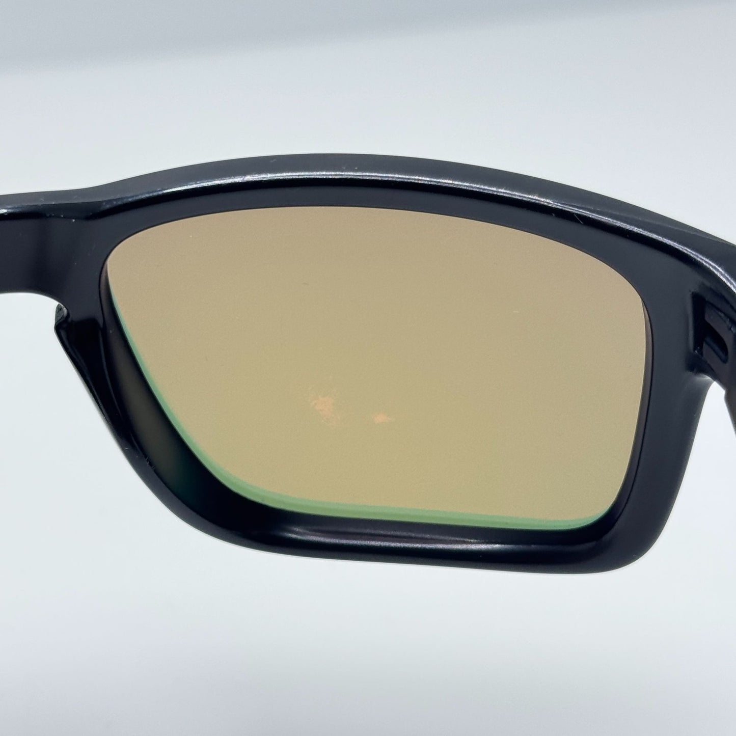Oakley Sunglasses OO9102-U255 Holbrook Polarized 57-18-137