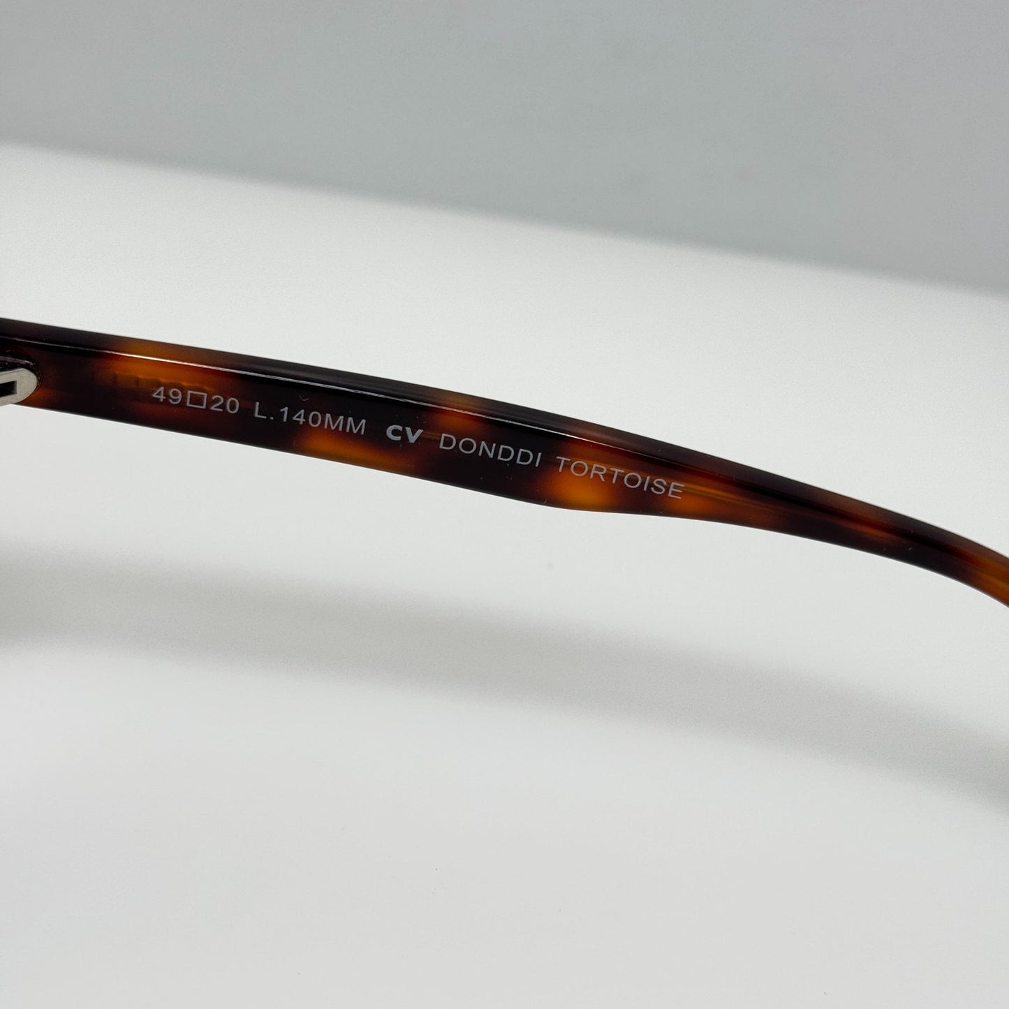 Steve Madden Sunglasses Donddi Tortoise 49-20-140