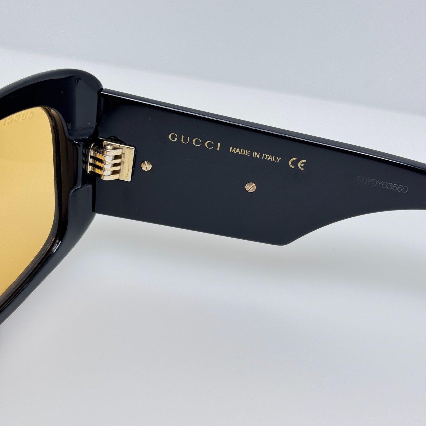 Gucci Sunglasses GG 1251S 001 Italy 56-20-140