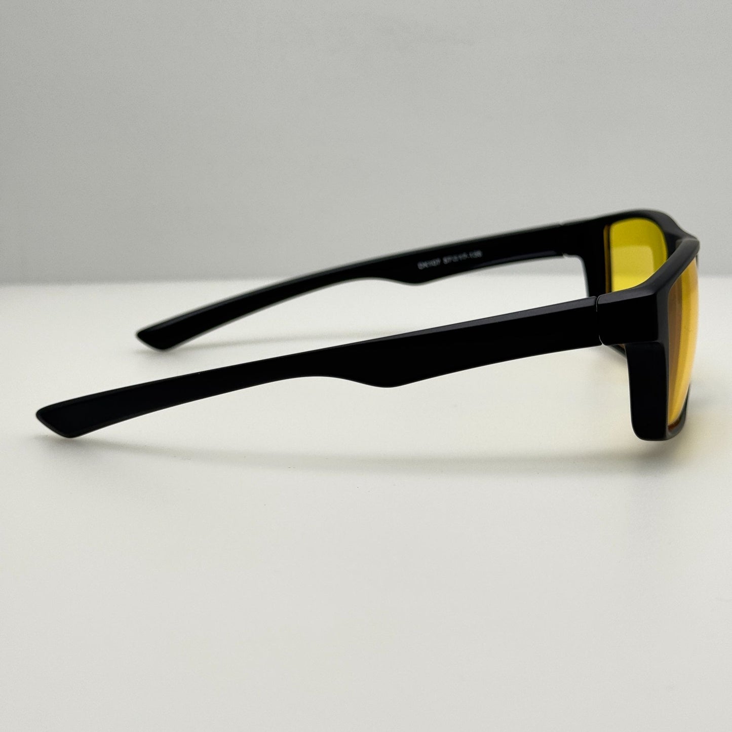 Titan Sunglasses Game On DK107 Blue Light 57-17-136