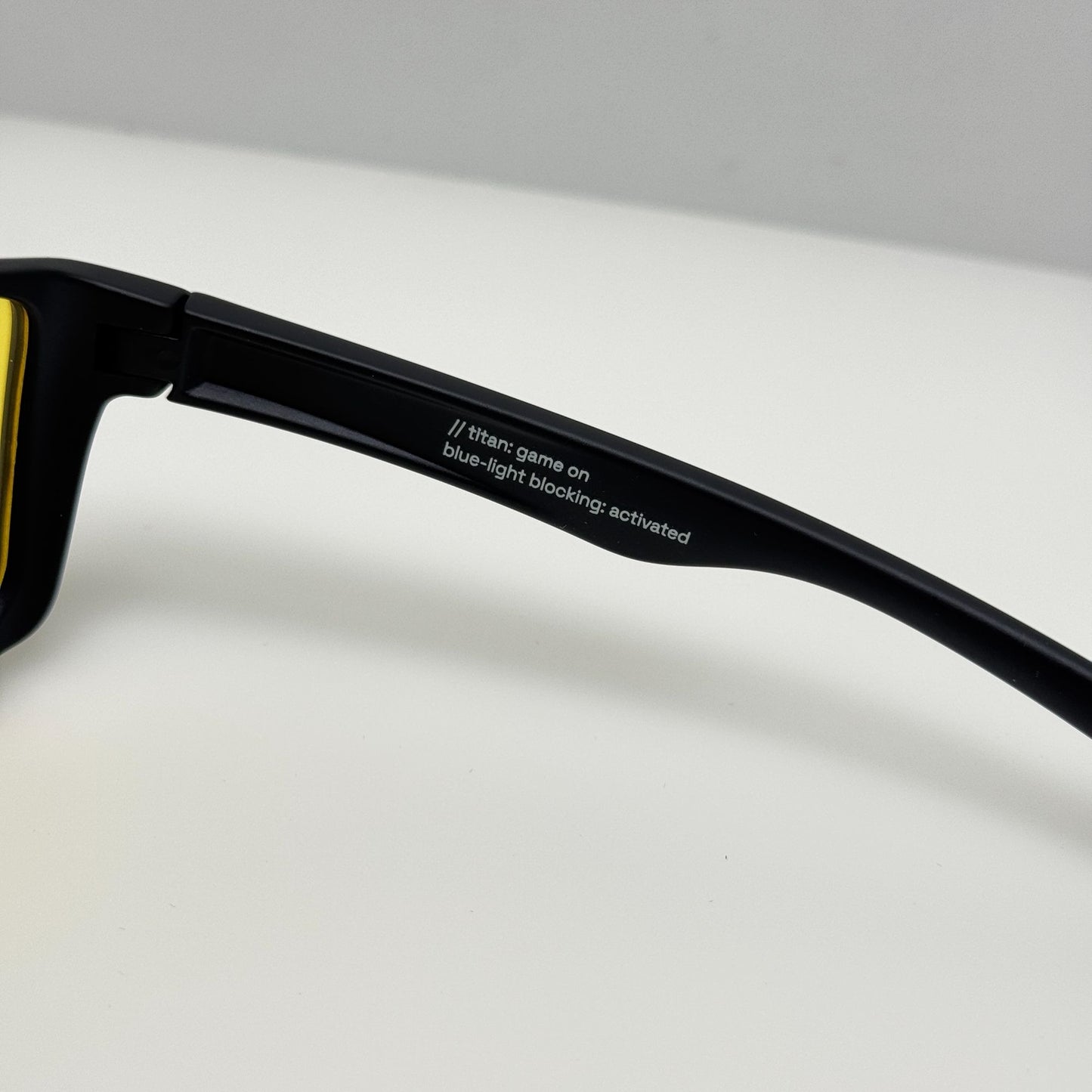 Titan Sunglasses Game On DK107 Blue Light 57-17-136