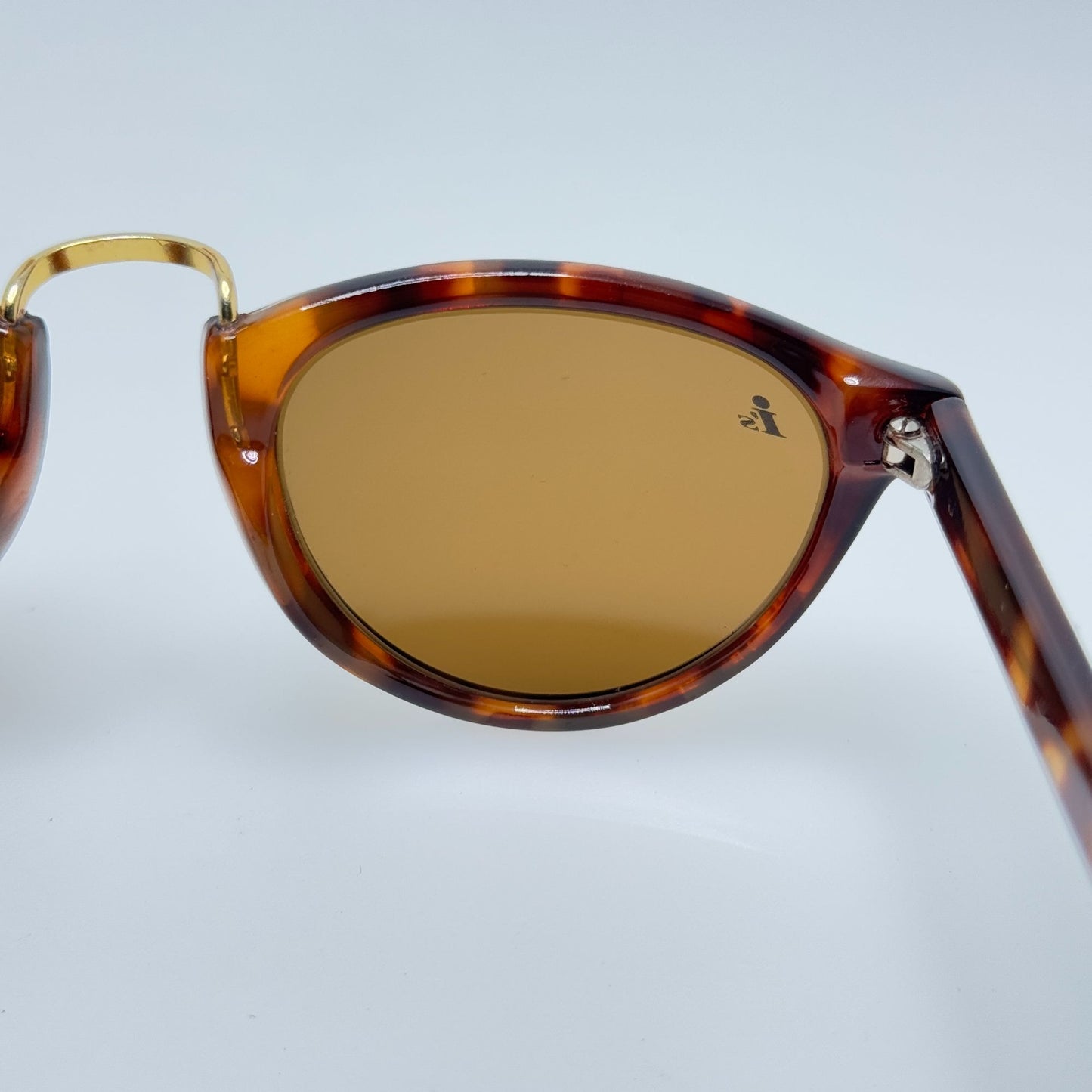 Bausch & Lomb Sunglasses W1831 i's