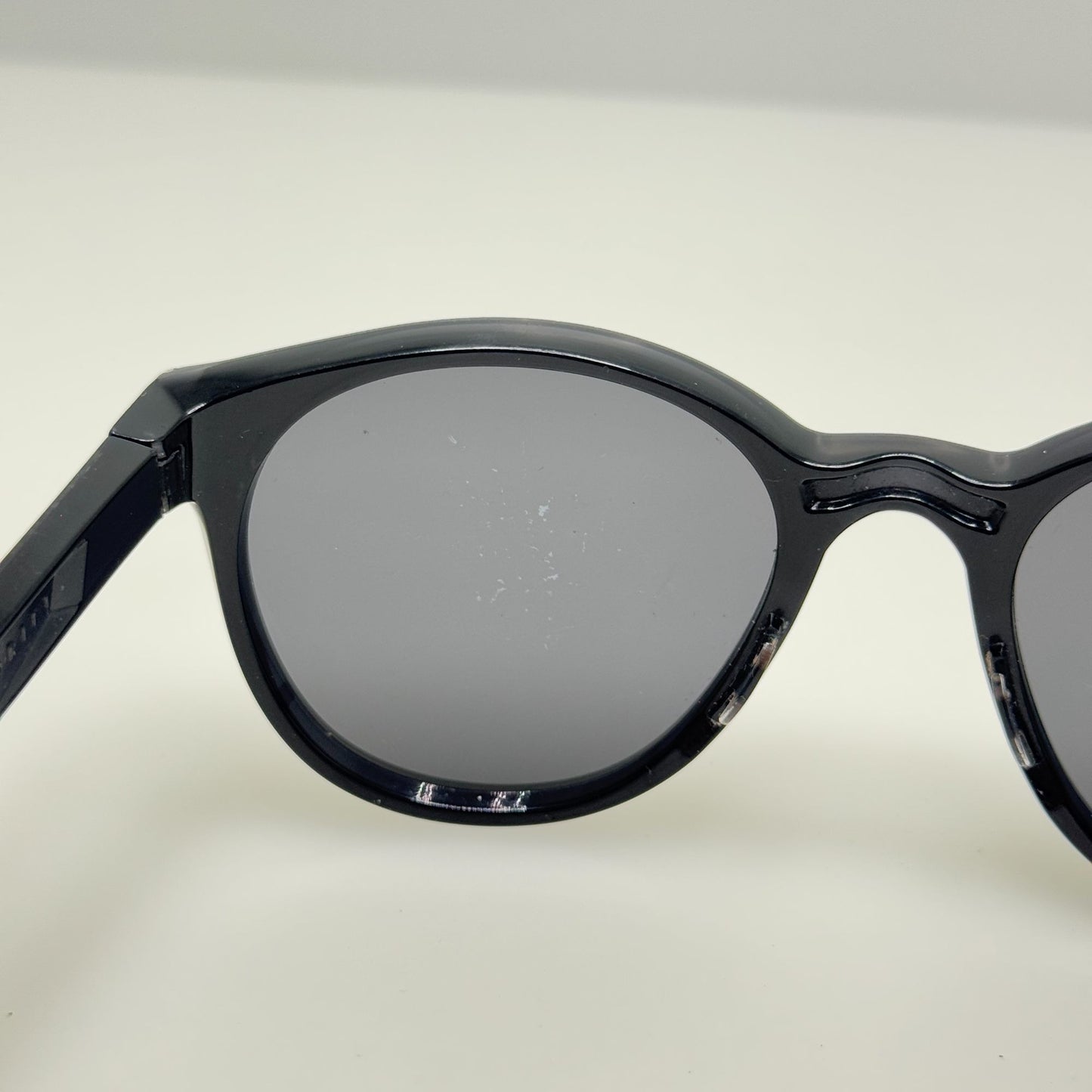 Oakley Sunglasses OO9474-0552 Spindrift Black 52-20-137 Read Description