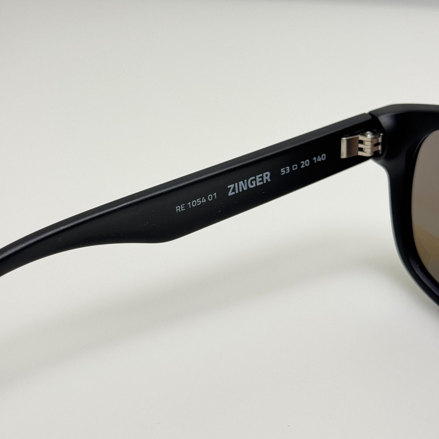 Revo Sunglasses RE 1054 01 Zinger Polarized 53-20-140