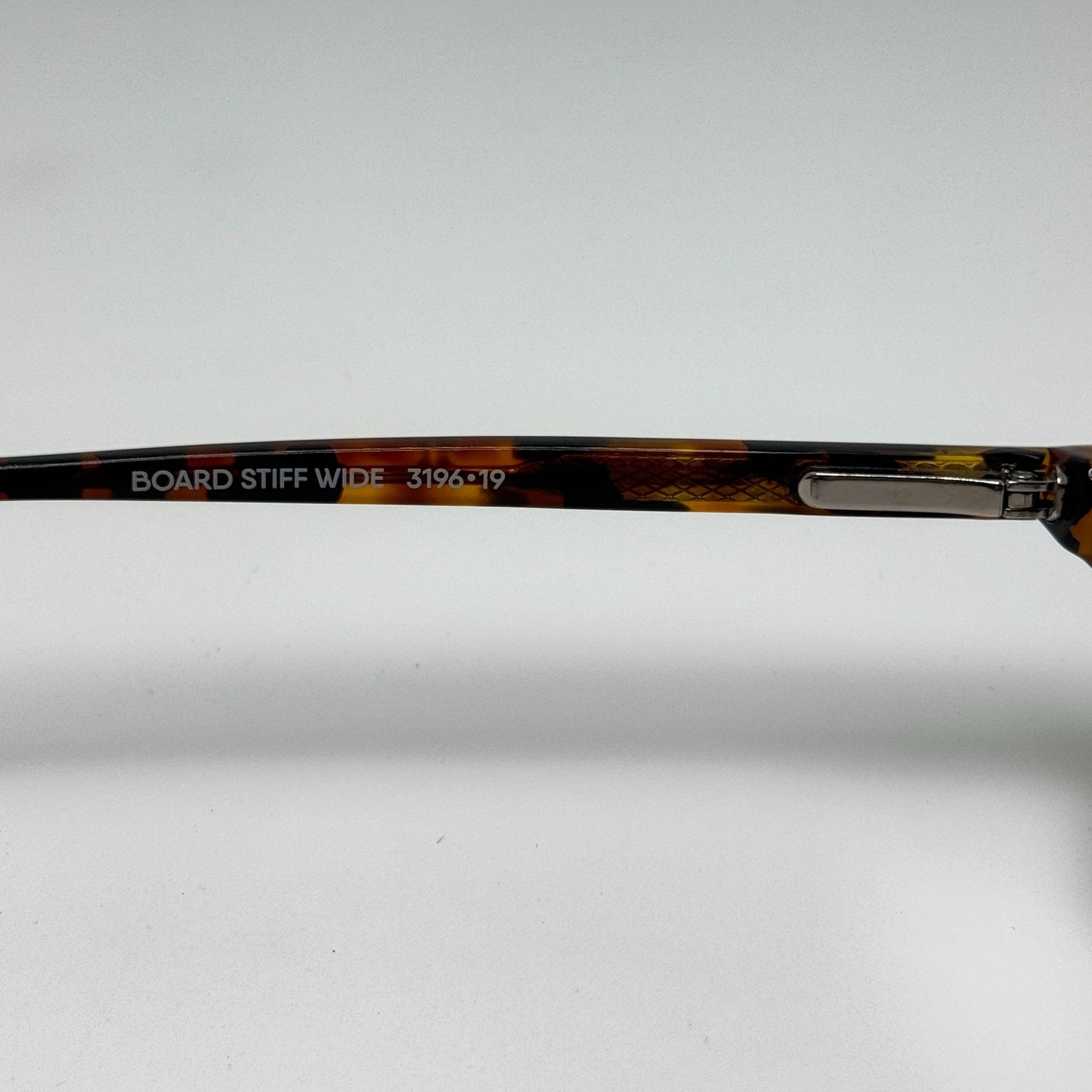 Eyebobs 3196 19 Board Stiff Wide Eyeglasses Eye Glasses Readers Vietnam 50-21