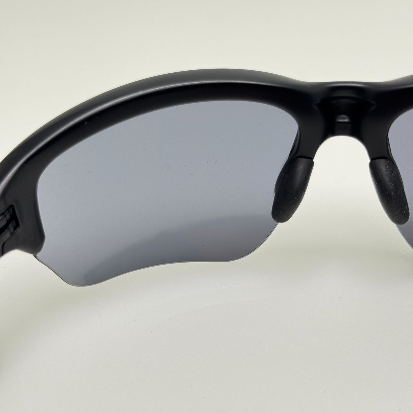 Oakley Sunglasses OO93963-0164 Flak Beta USA 64-08-131