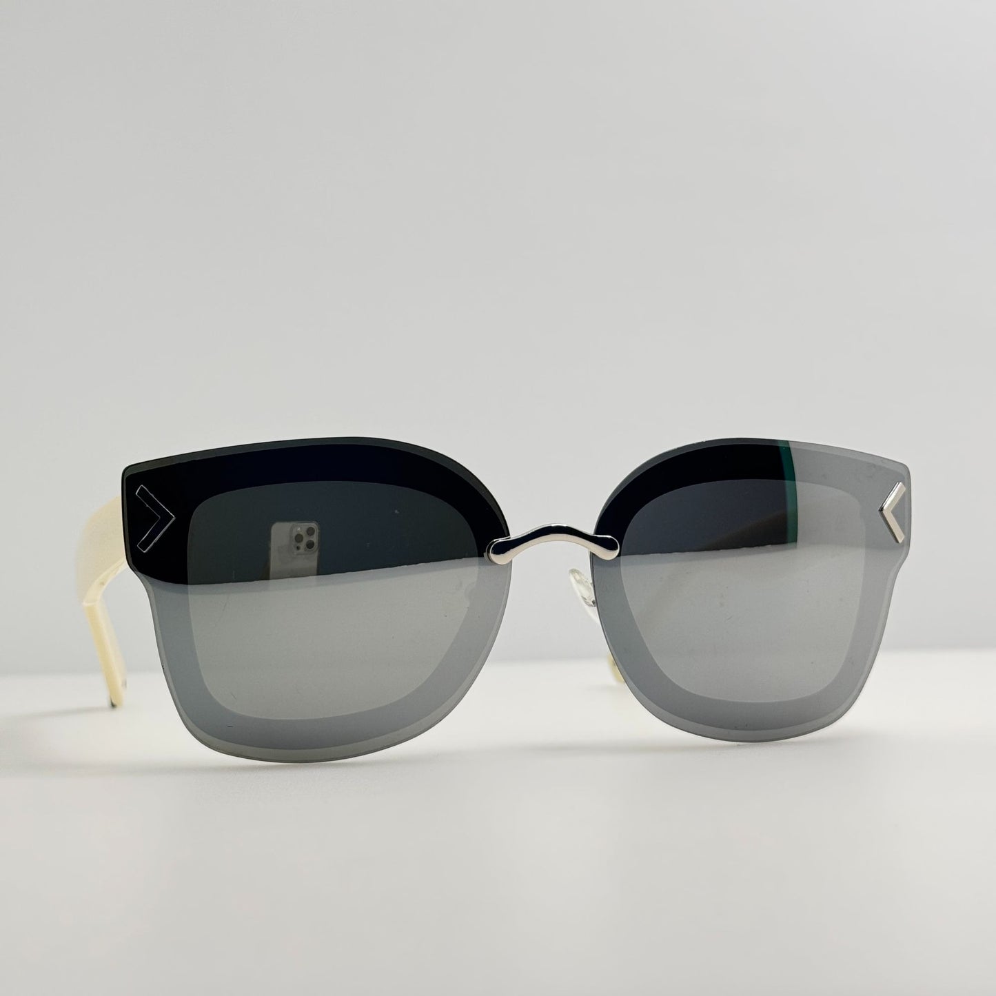 Kendall + Kylie Sunglasses Priscilla KK4003 045 65-15-140