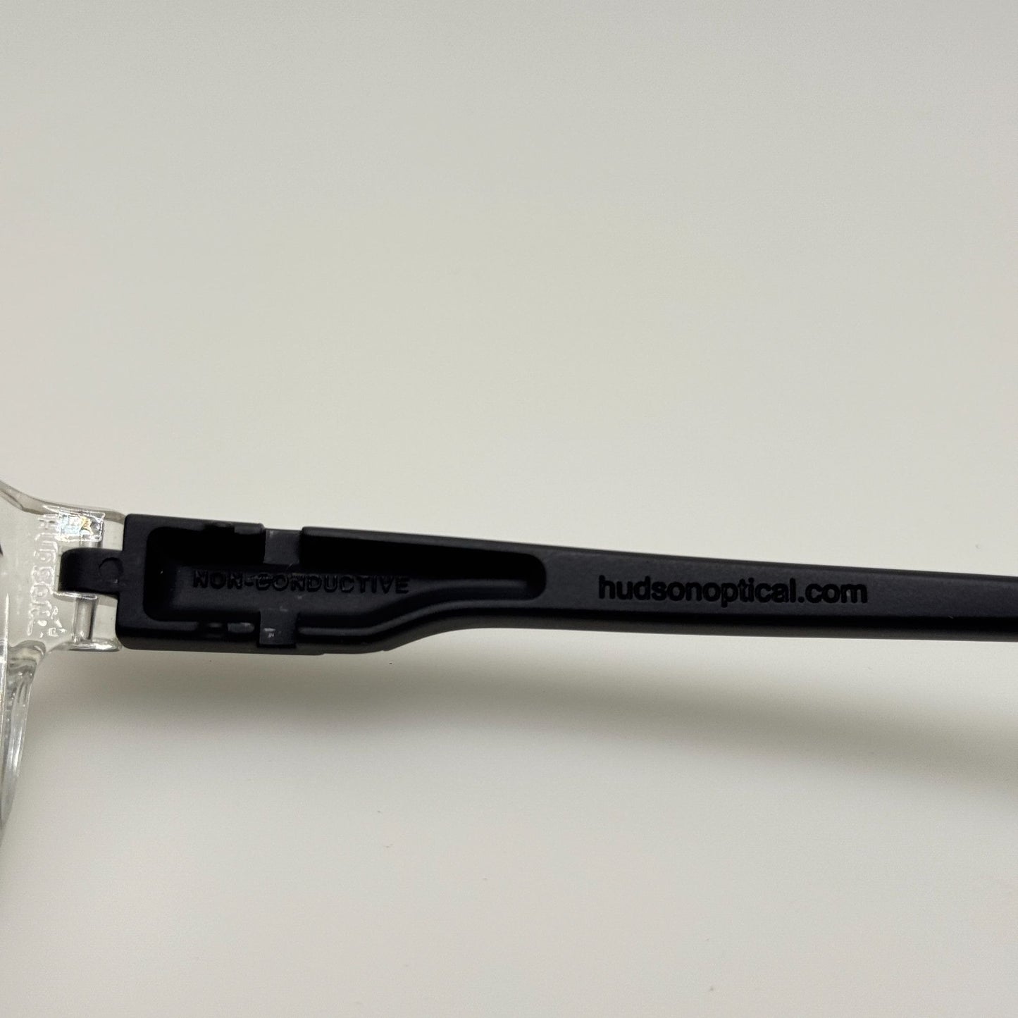 Hudson 1F Eyeglasses Eye Glasses Frames Z87-2+ 56-17-138