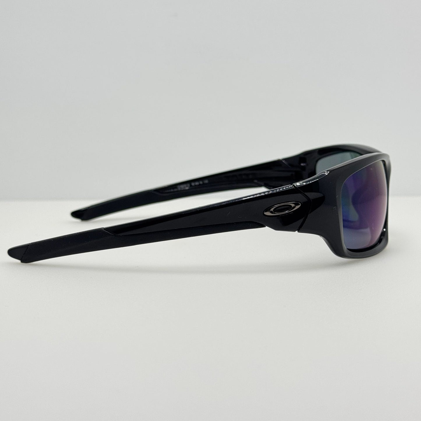 Oakley Sunglasses OO9236-12 Valve Black Polarized 60-16-133