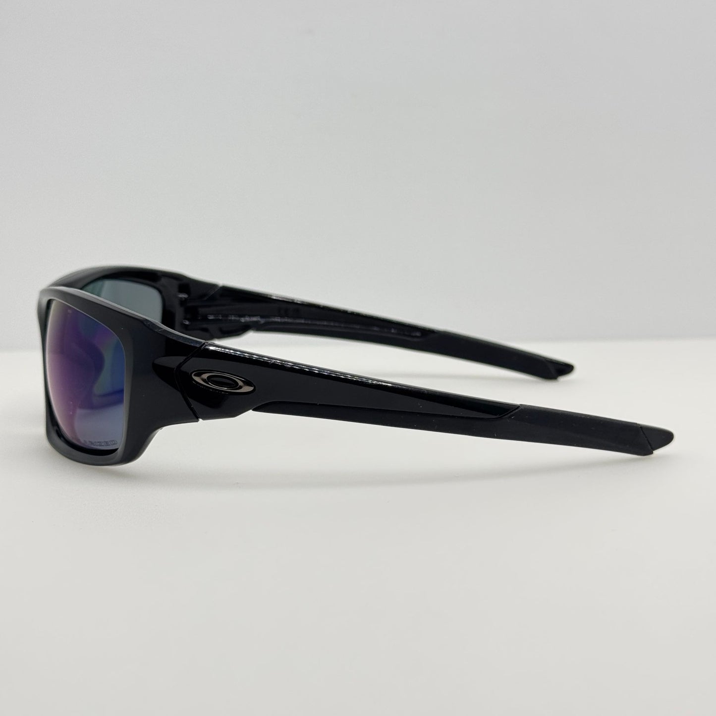 Oakley Sunglasses OO9236-12 Valve Black Polarized 60-16-133