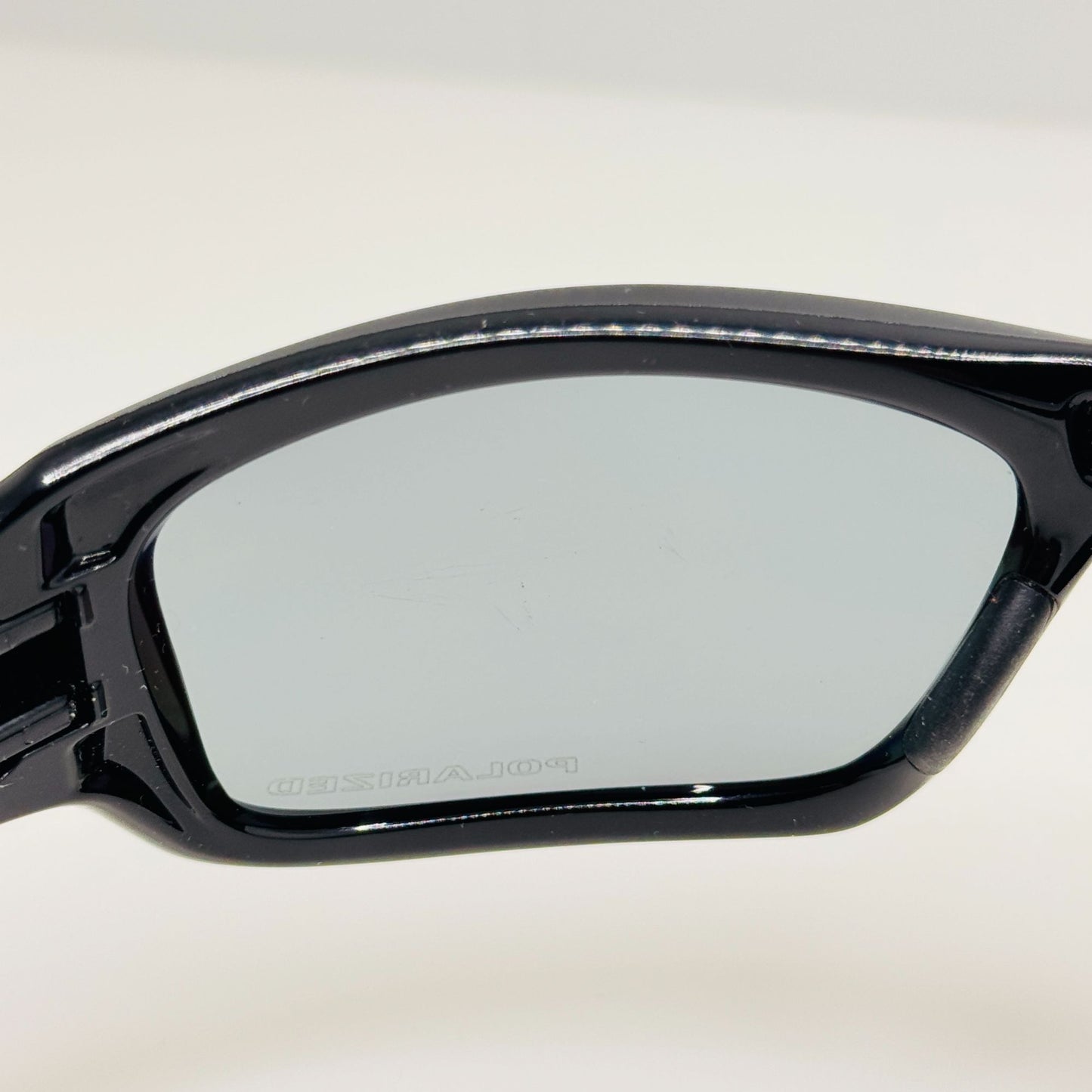 Oakley Sunglasses OO9236-12 Valve Black Polarized 60-16-133