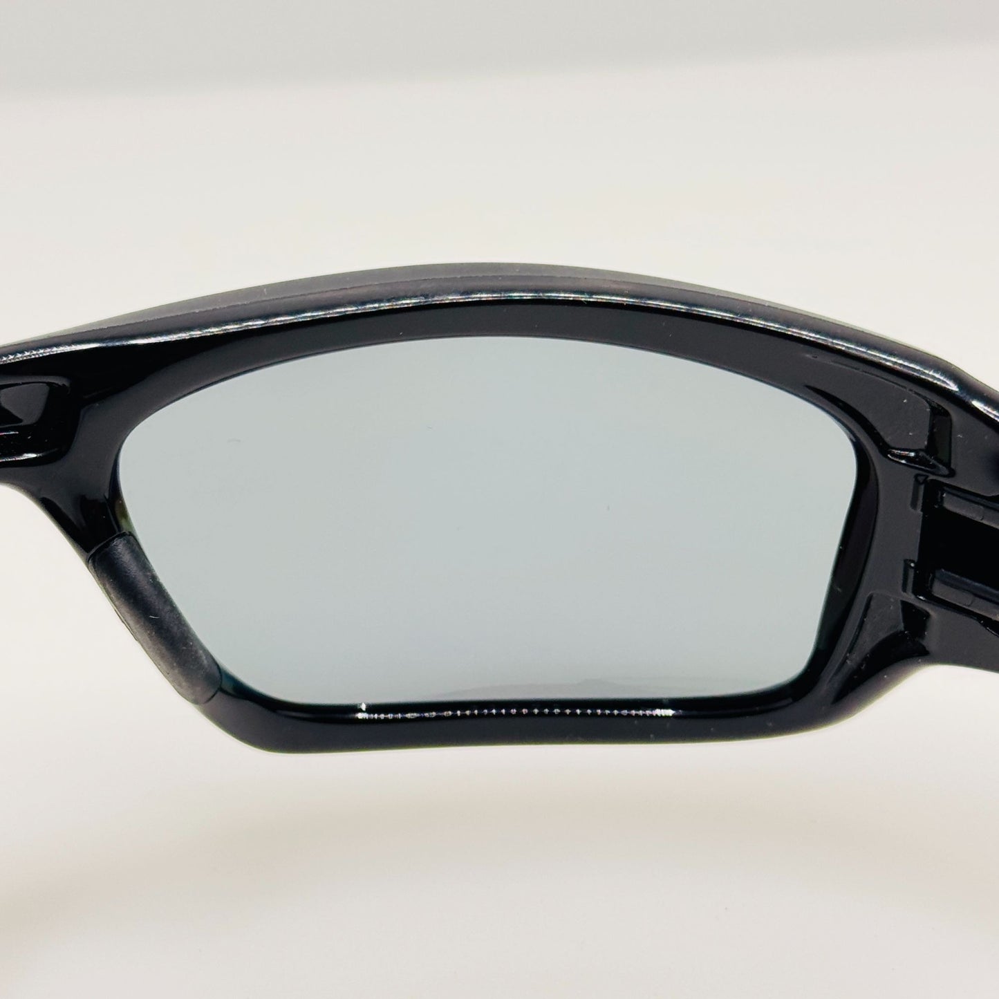 Oakley Sunglasses OO9236-12 Valve Black Polarized 60-16-133