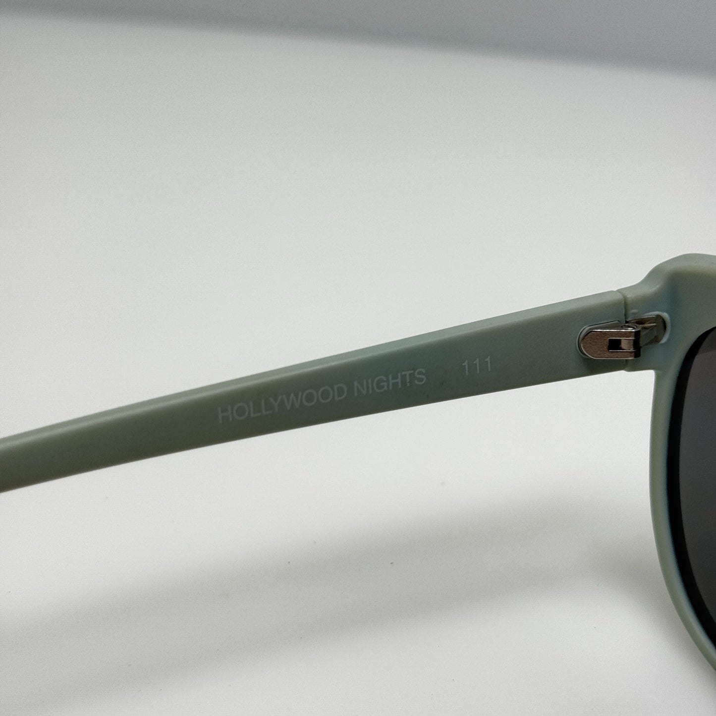 Quay Sunglasses Hollywood Nights 111