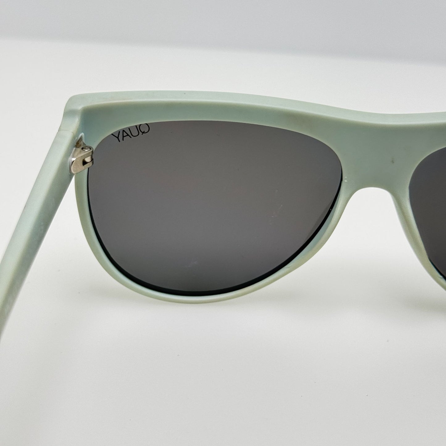 Quay Sunglasses Hollywood Nights 111