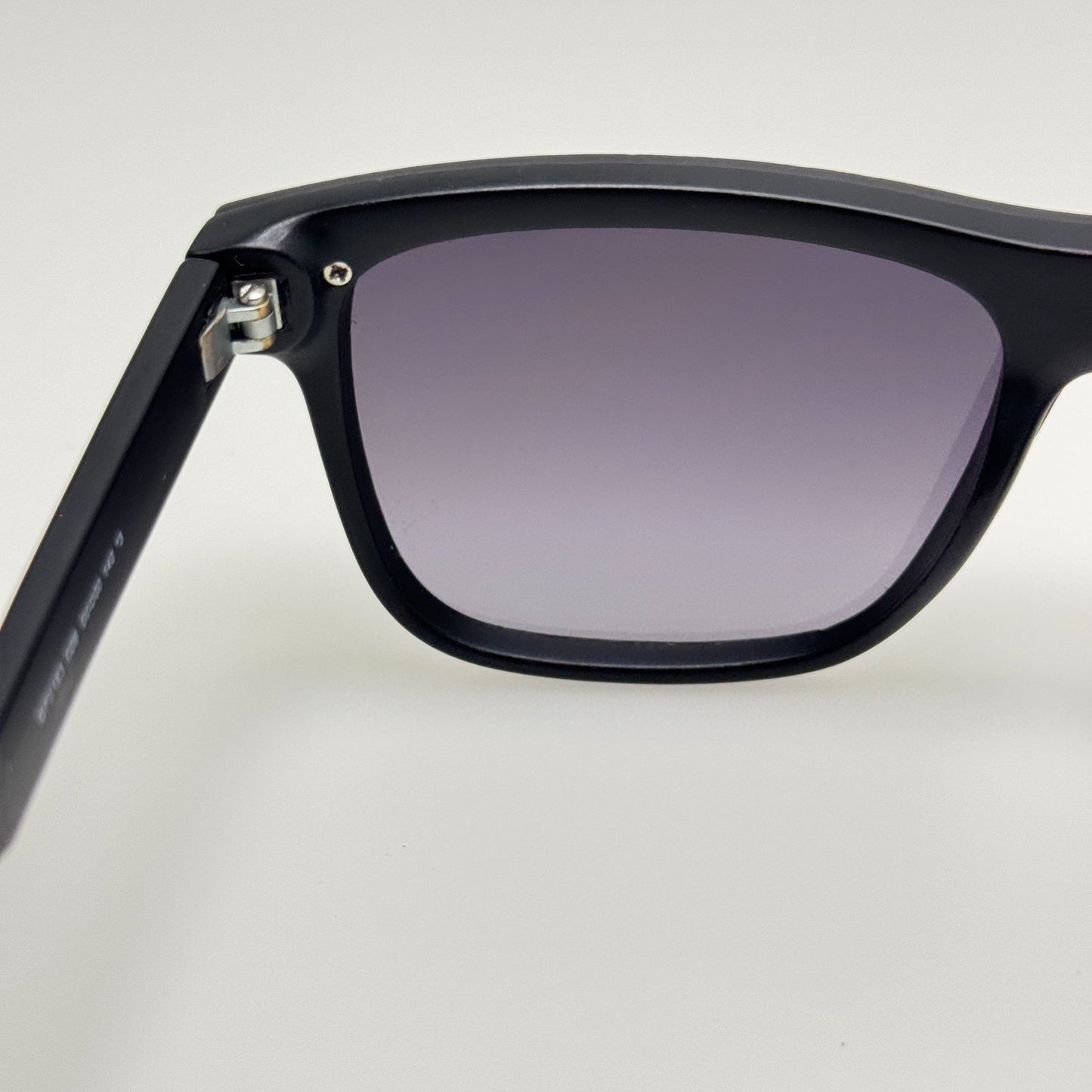 Guess Sunglasses GF0183 02B Black