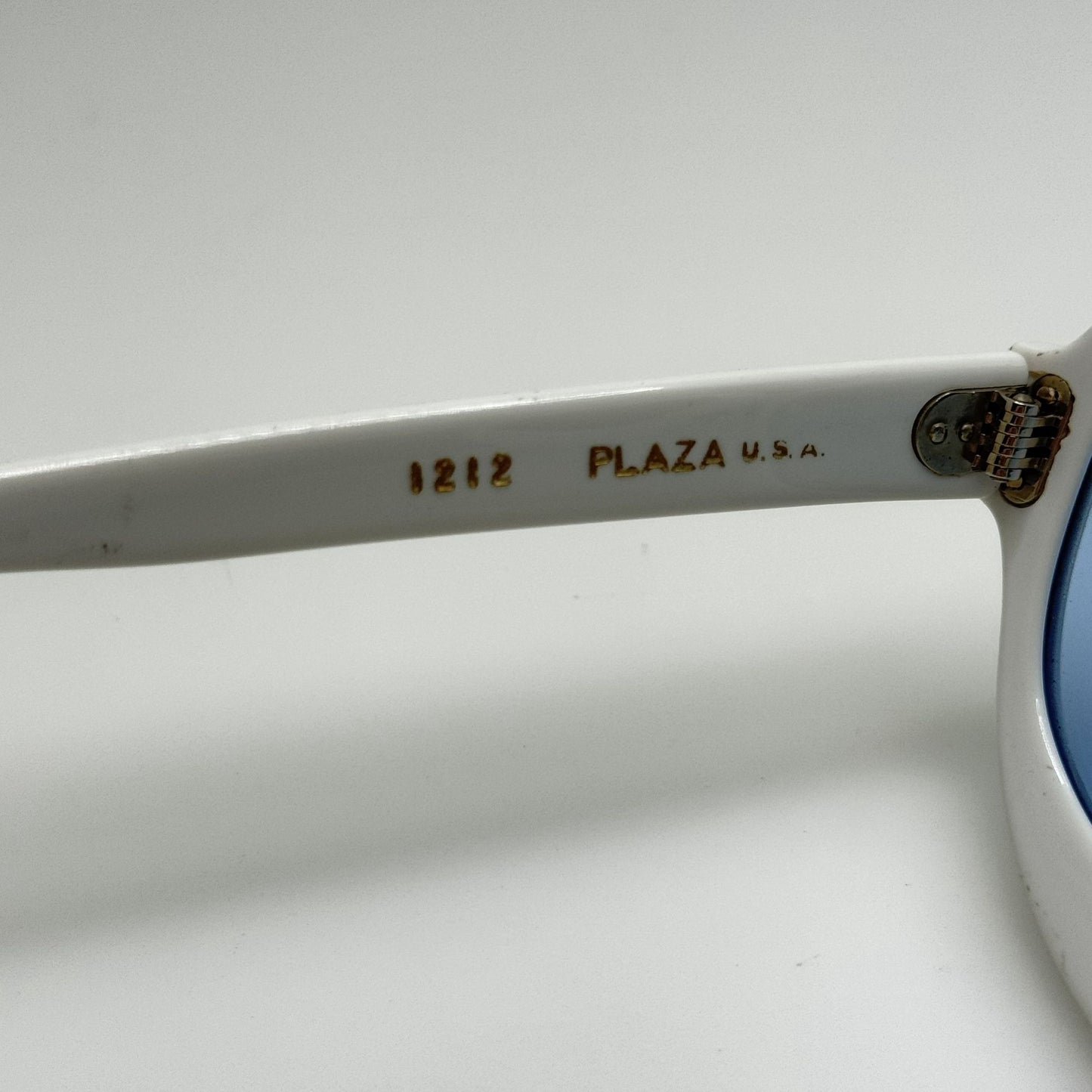 Plaza Sunglasses 1212 White USA Vintage Retro