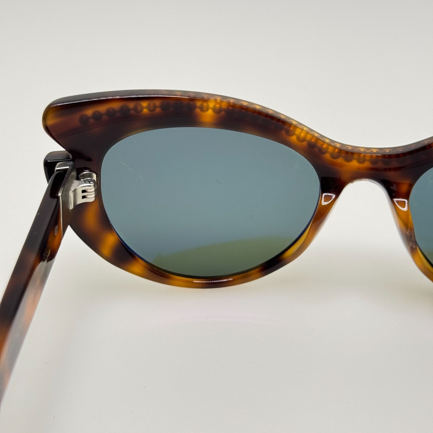 Seraphin Sunglasses Scarborough 8138 Tortoise Japan 53-18-140
