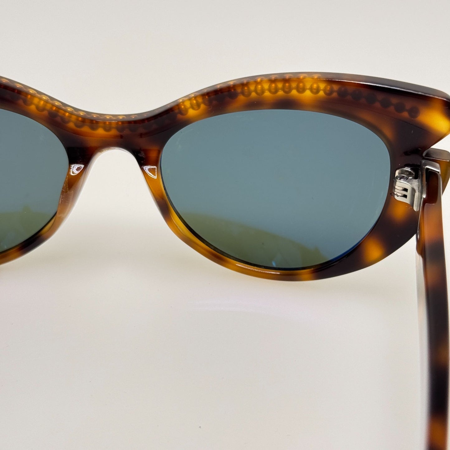 Seraphin Sunglasses Scarborough 8138 Tortoise Japan 53-18-140
