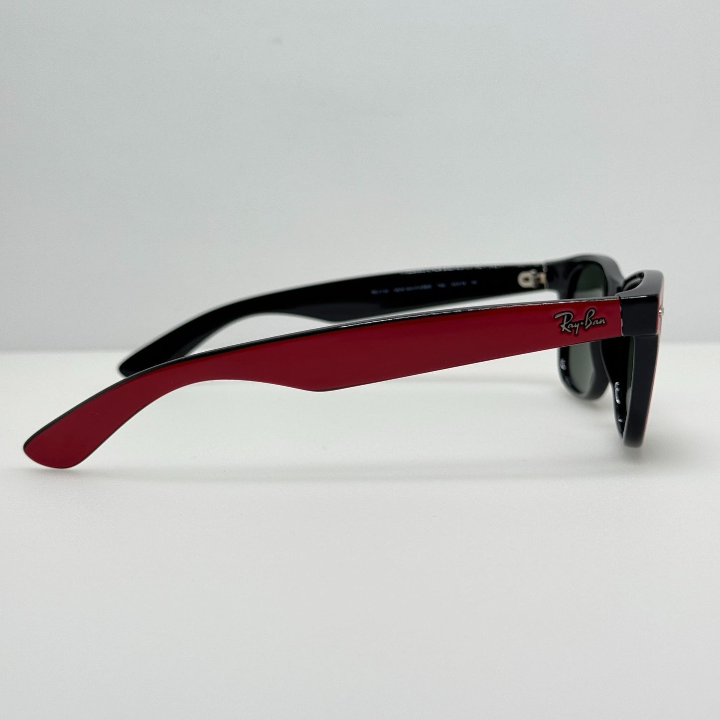 Ray Ban Sunglasses RB 2132 “New Wayfarer” 769 Italy Red Black 55-18