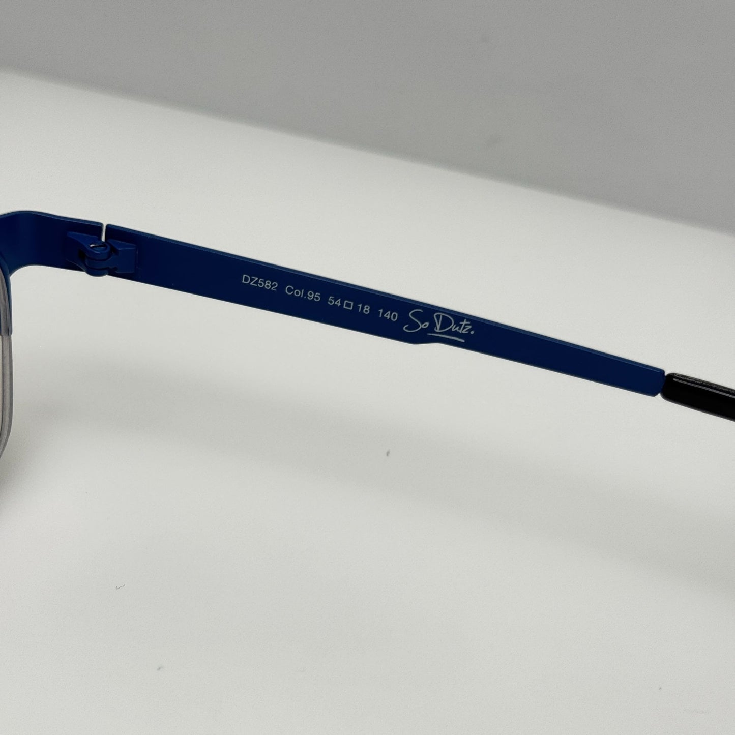 Dutz Eyewear DZ582 Col 95 Netherlands Eyeglasses Eye Glasses Frames 54-18-140