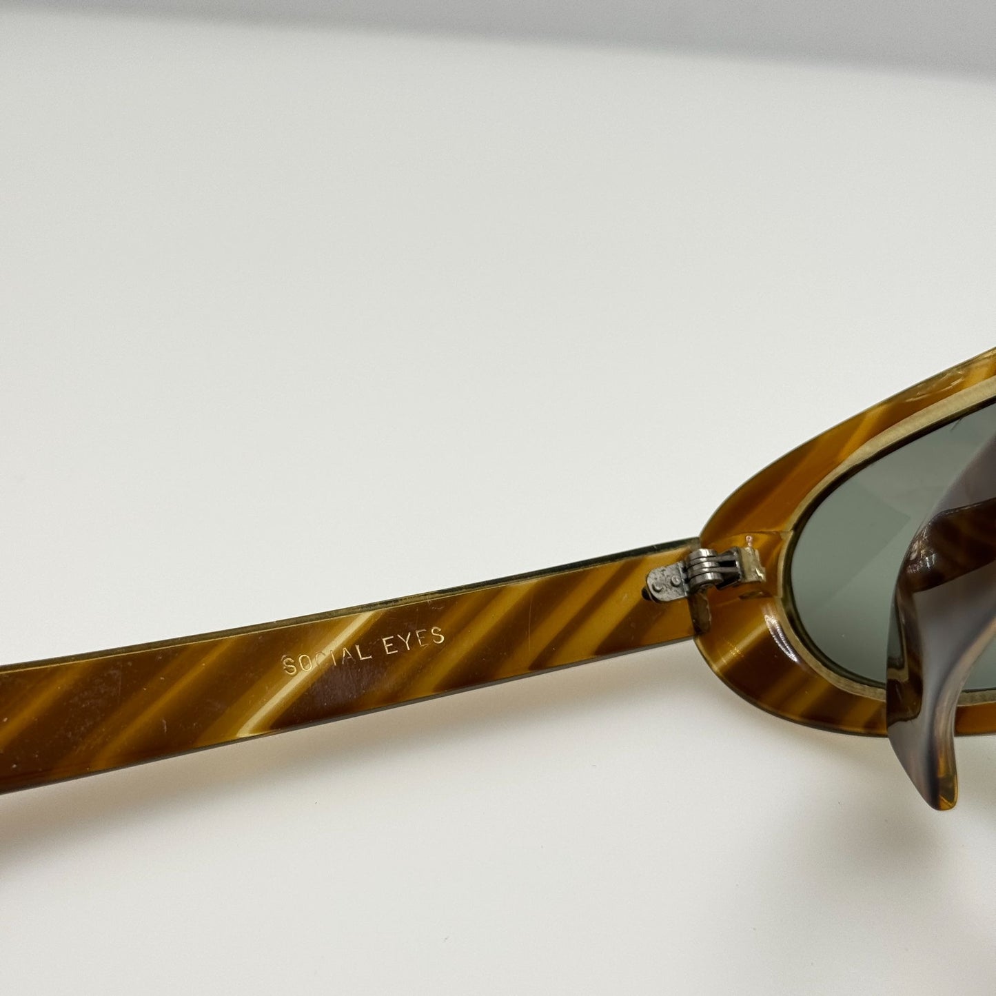 Polaroid Sunglasses Cool Ray 220 Social Eyes