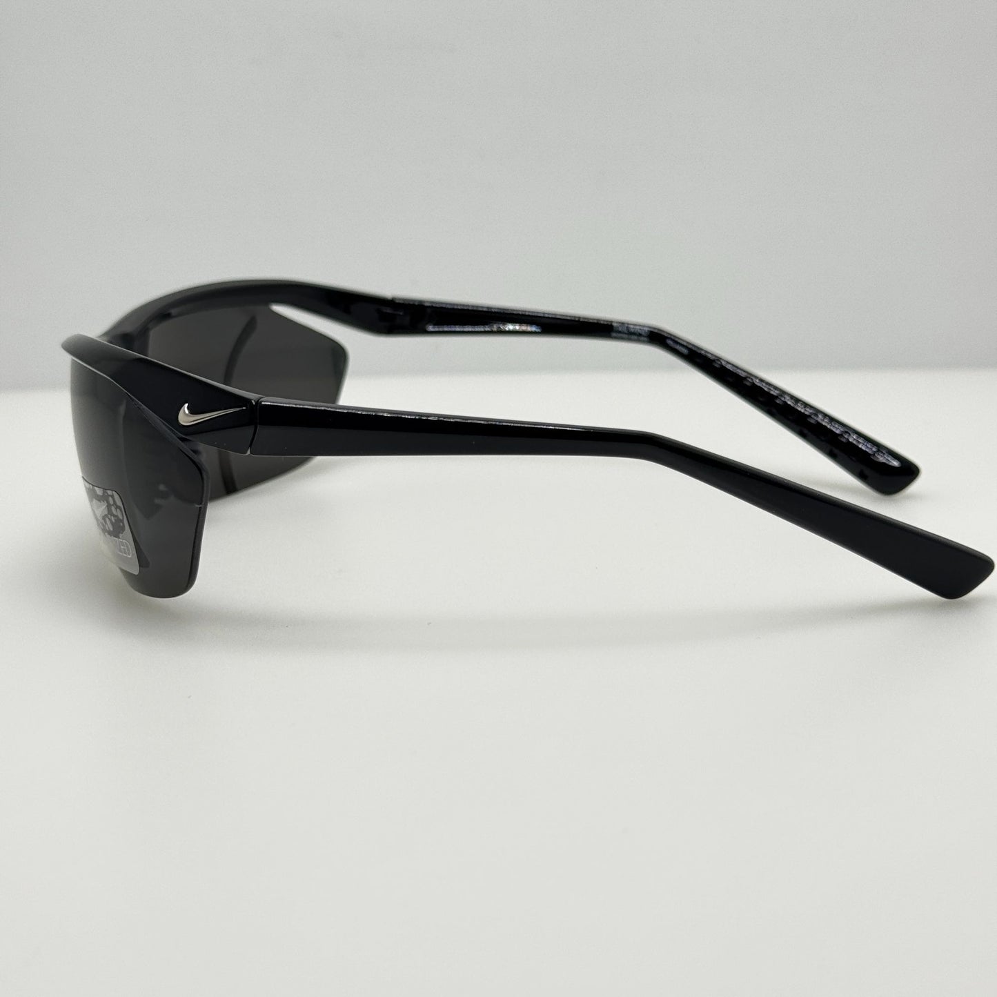 Nike Sunglasses EV0752 065 303 Black Polarized 71-11-125 W/ Box