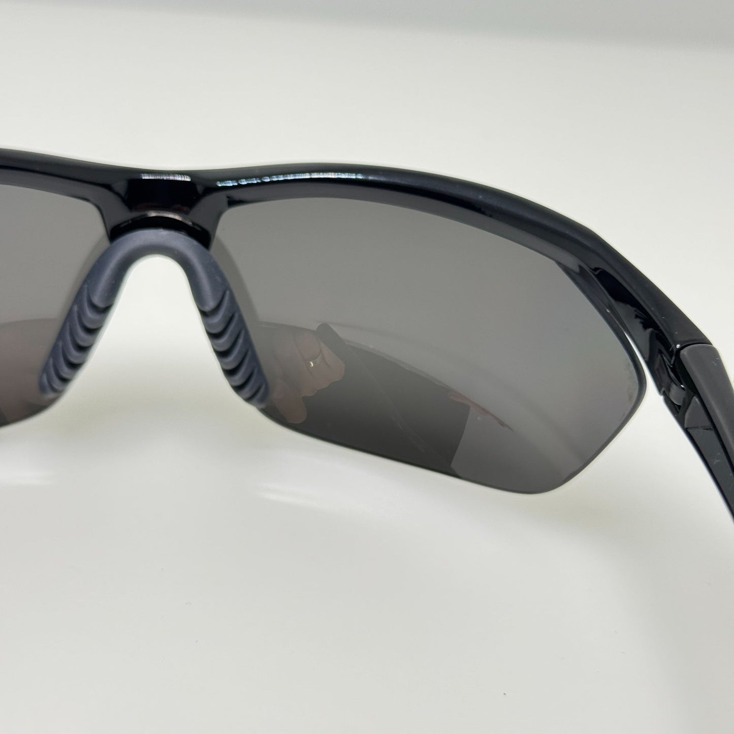 Nike Sunglasses EV0752 065 303 Black Polarized 71-11-125 W/ Box