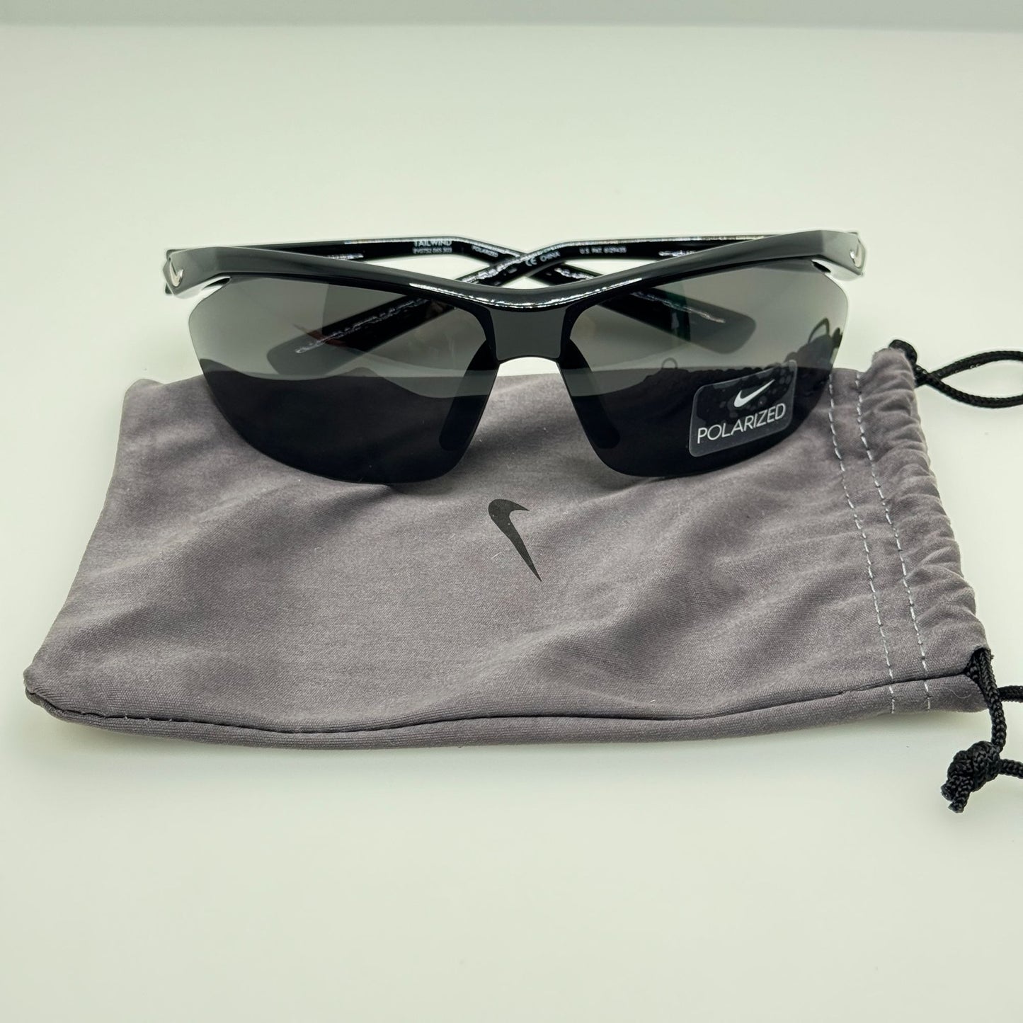 Nike Sunglasses EV0752 065 303 Black Polarized 71-11-125 W/ Box