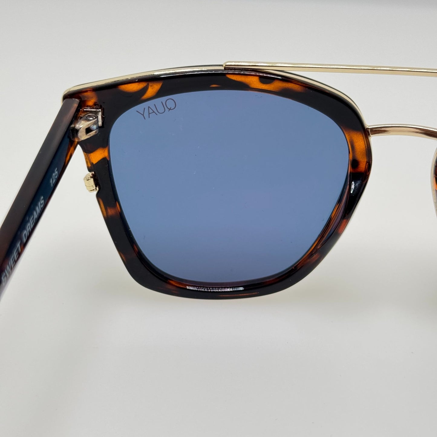 Quay Sunglasses Sweet Dreams 125