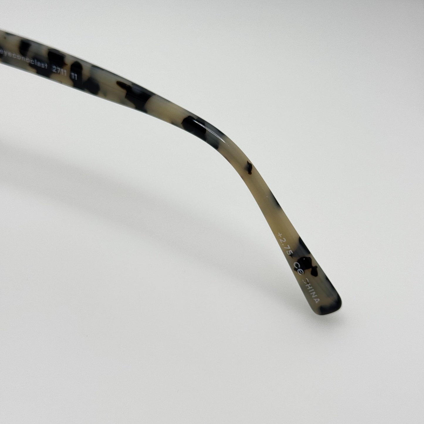 Eyebobs Eyeglasses Eye Glasses Readers 2711 11 Eyeconoclast 50-21 +2.75
