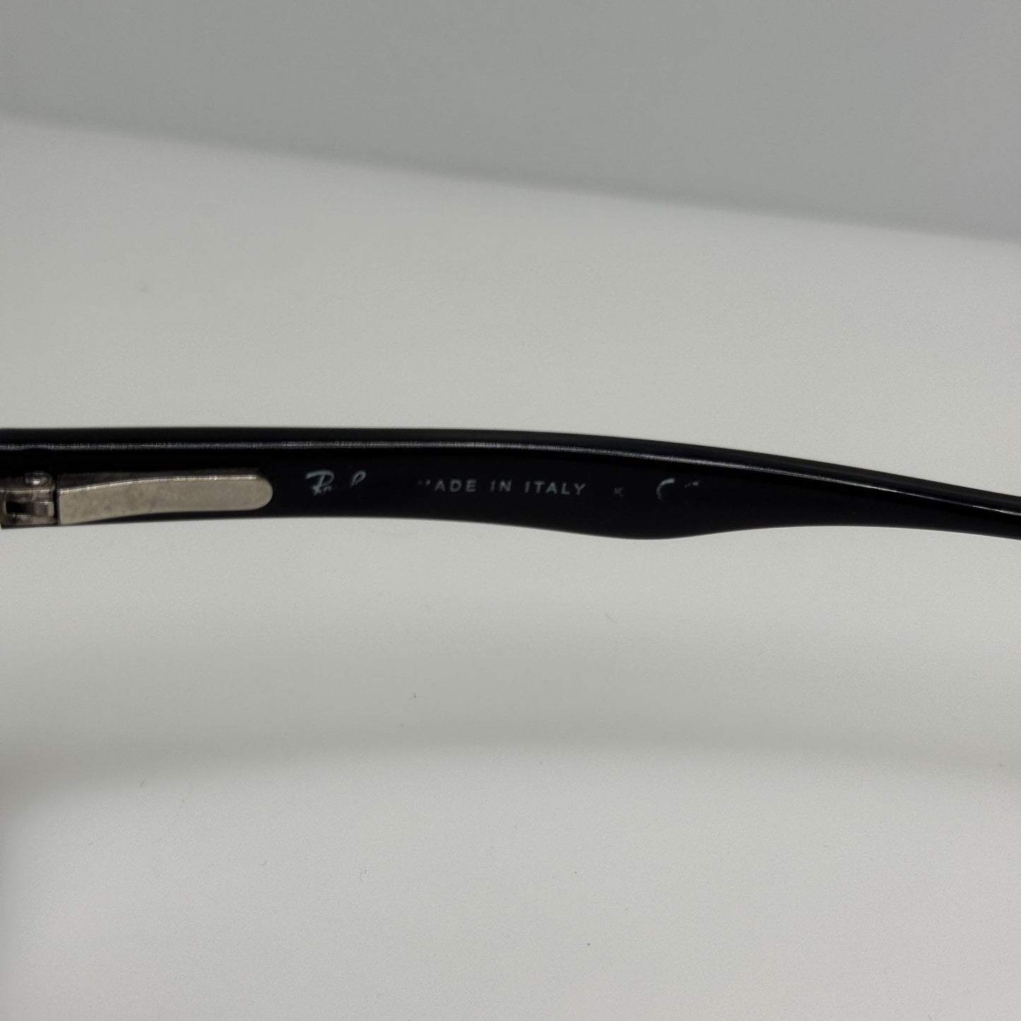 Ray Ban Sunglasses RB 4140 601/58 Black Polarized Read Description