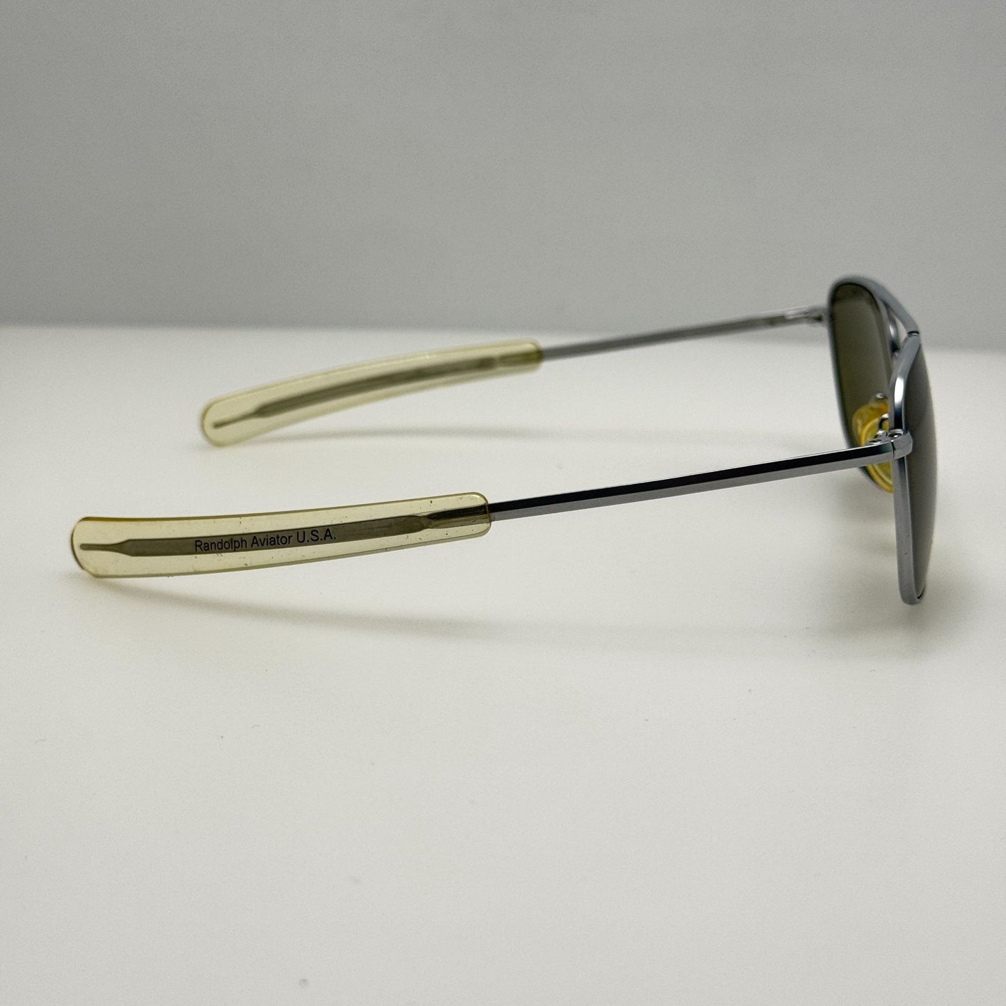 Randolph Engineering Sunglasses HGU-4/P MIL-S-25948J 5 1/2 USA Pilot AF 52-20