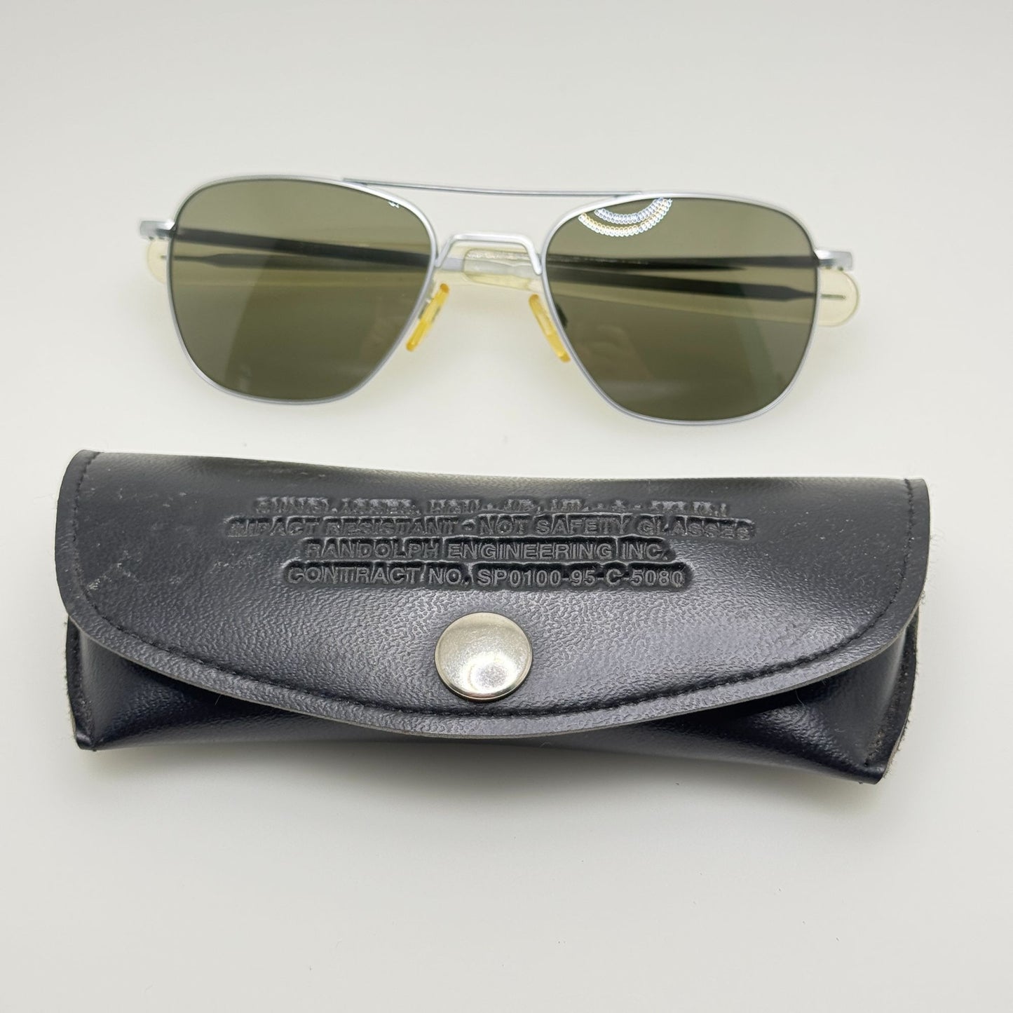 Randolph Engineering Sunglasses HGU-4/P MIL-S-25948J 5 1/2 USA Pilot AF 52-20
