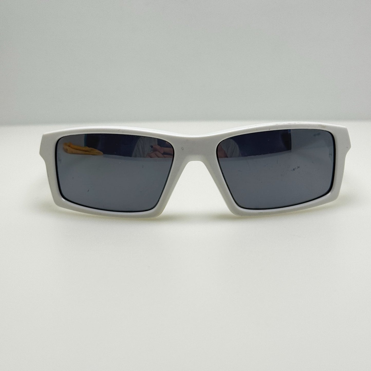 Oakley Sunglasses 03-567 Twitch White 58-16